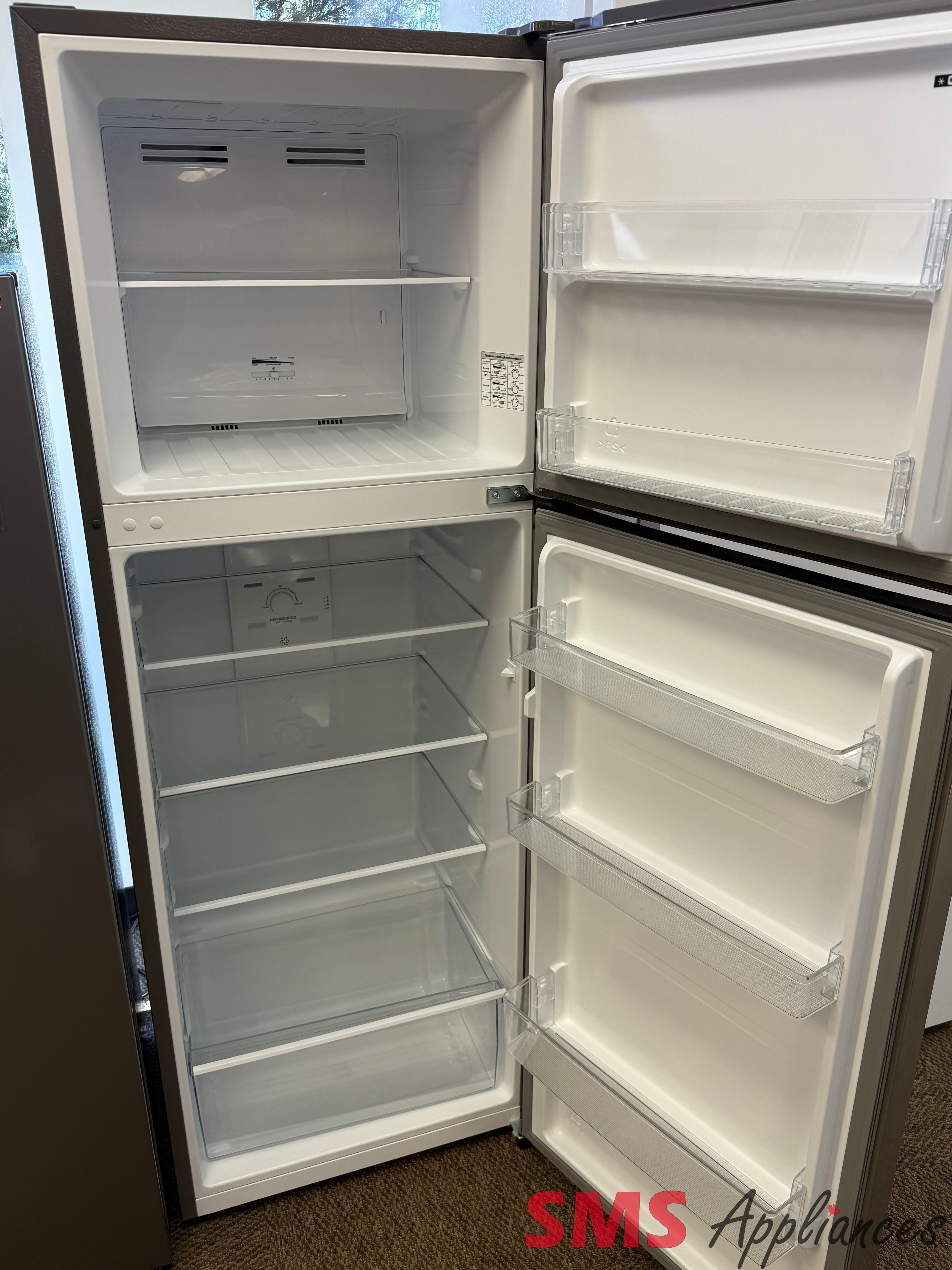 Open Box - Scratch & Dent Hisense 24