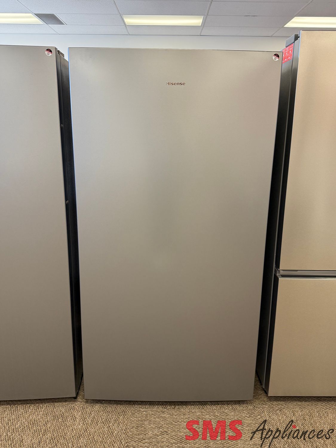 Open Box - Scratch & Dent Hisense Convertible Upright Freezer HFU171N1AVE