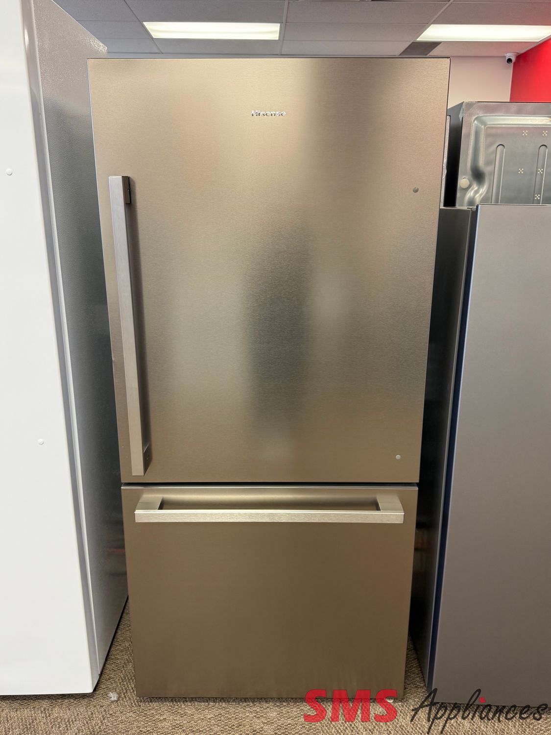 Hisense 31.1" Bottom Mount Fridge  RB17A2CSE