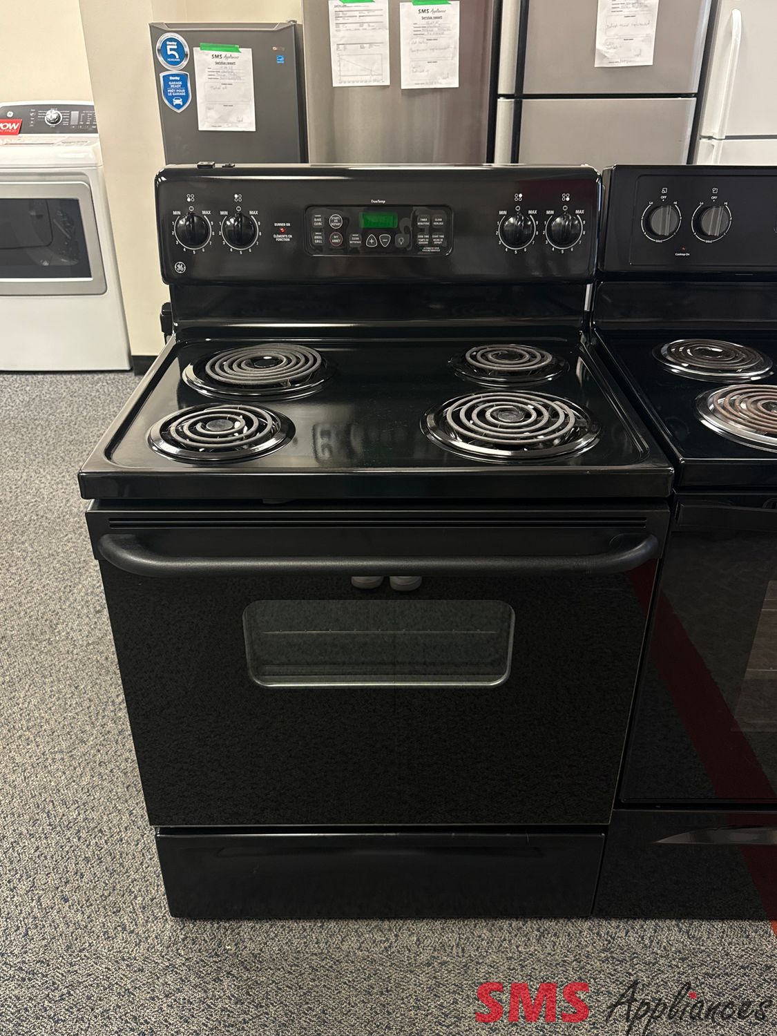 GE Coil Top Stove JCBP26BOJ3BB