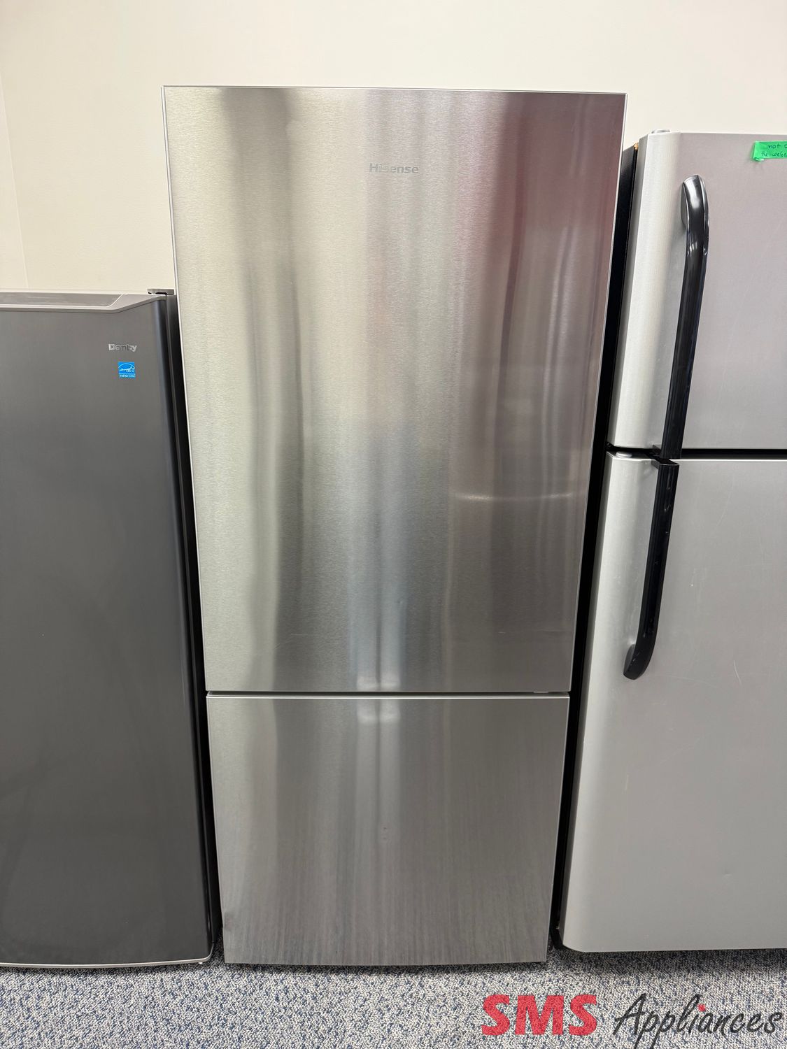 Hisense 28" Bottom Mount Fridge RB15N6ASE