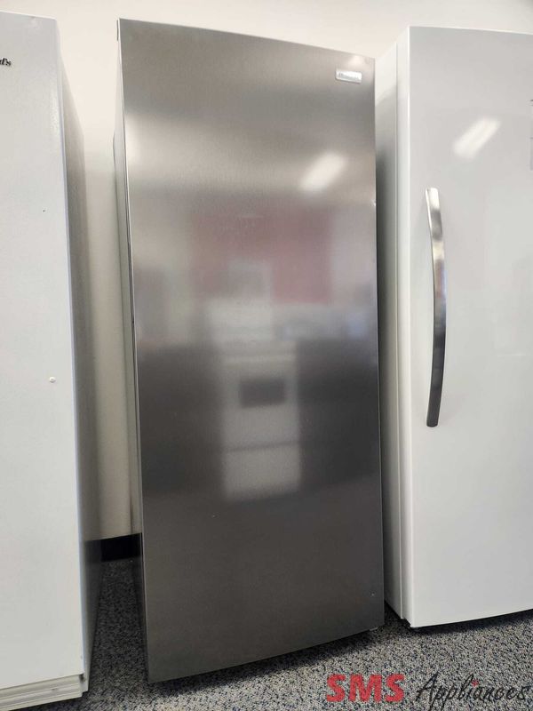 Frigidaire 16 cu.ft Upright Freezer  FFFU16F2VV Frigidaire 16 cu.ft Upright Freezer  FFFU16F2VV