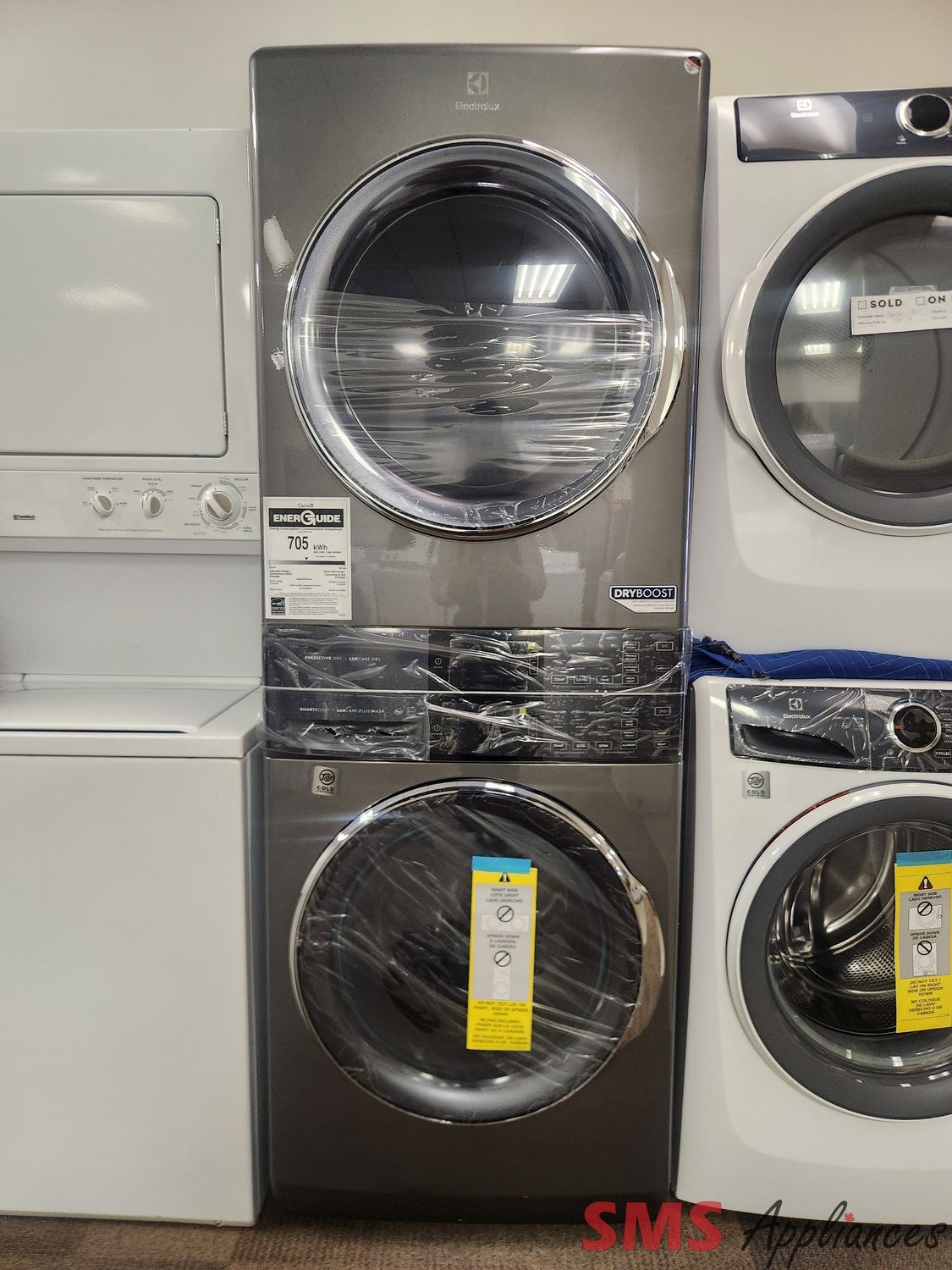 Open Box - Scratch & Dent Electrolux Laundry Tower ELTE760CAT