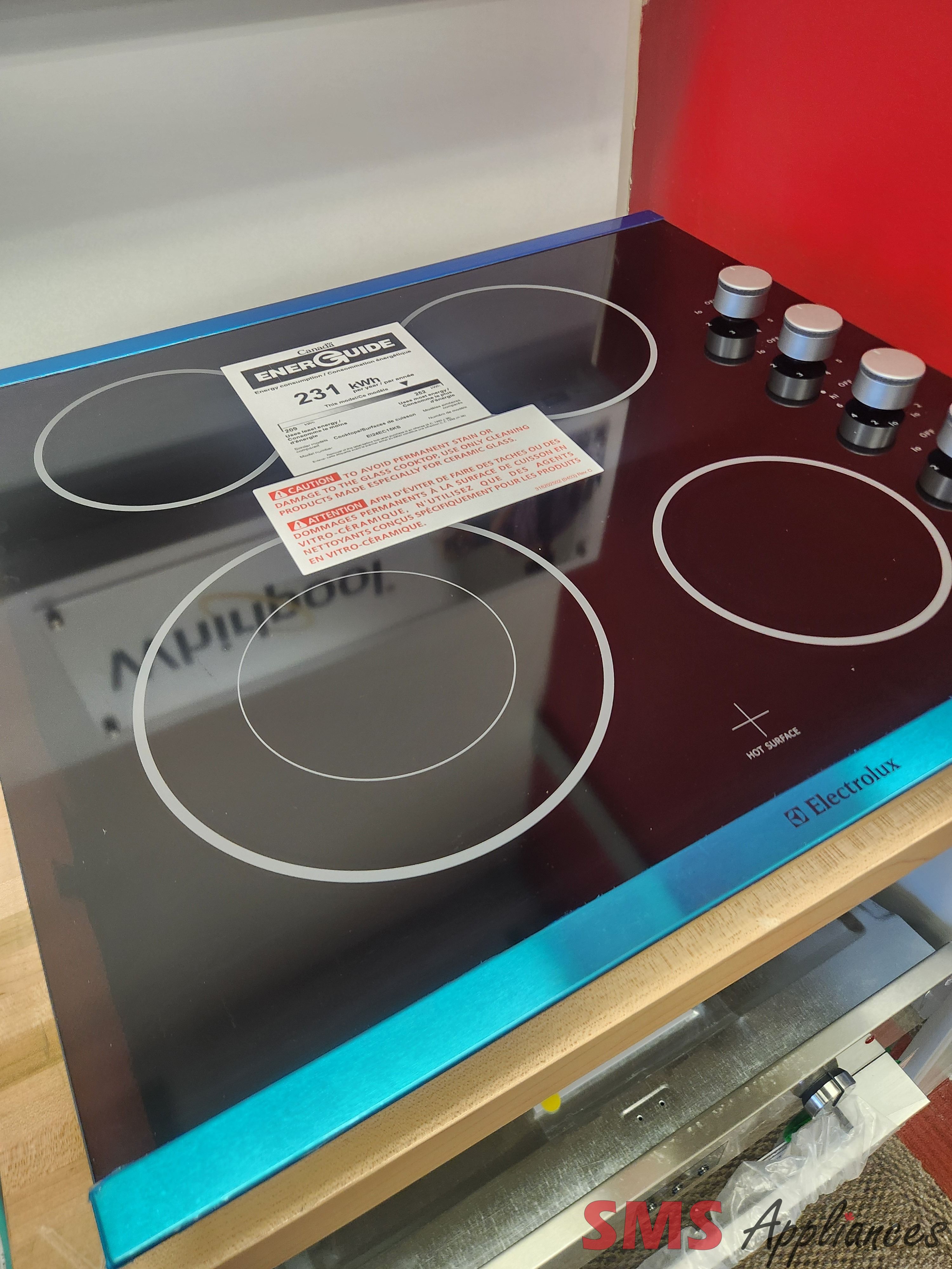 Open Box - Scratch & Dent Electrolux 24