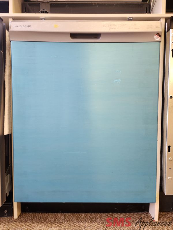 Open Box - Scratch & Dent Frigidaire 24 Open Box - Scratch & Dent Frigidaire 24" 54 dB Built-In Dishwasher FDPC4314AS