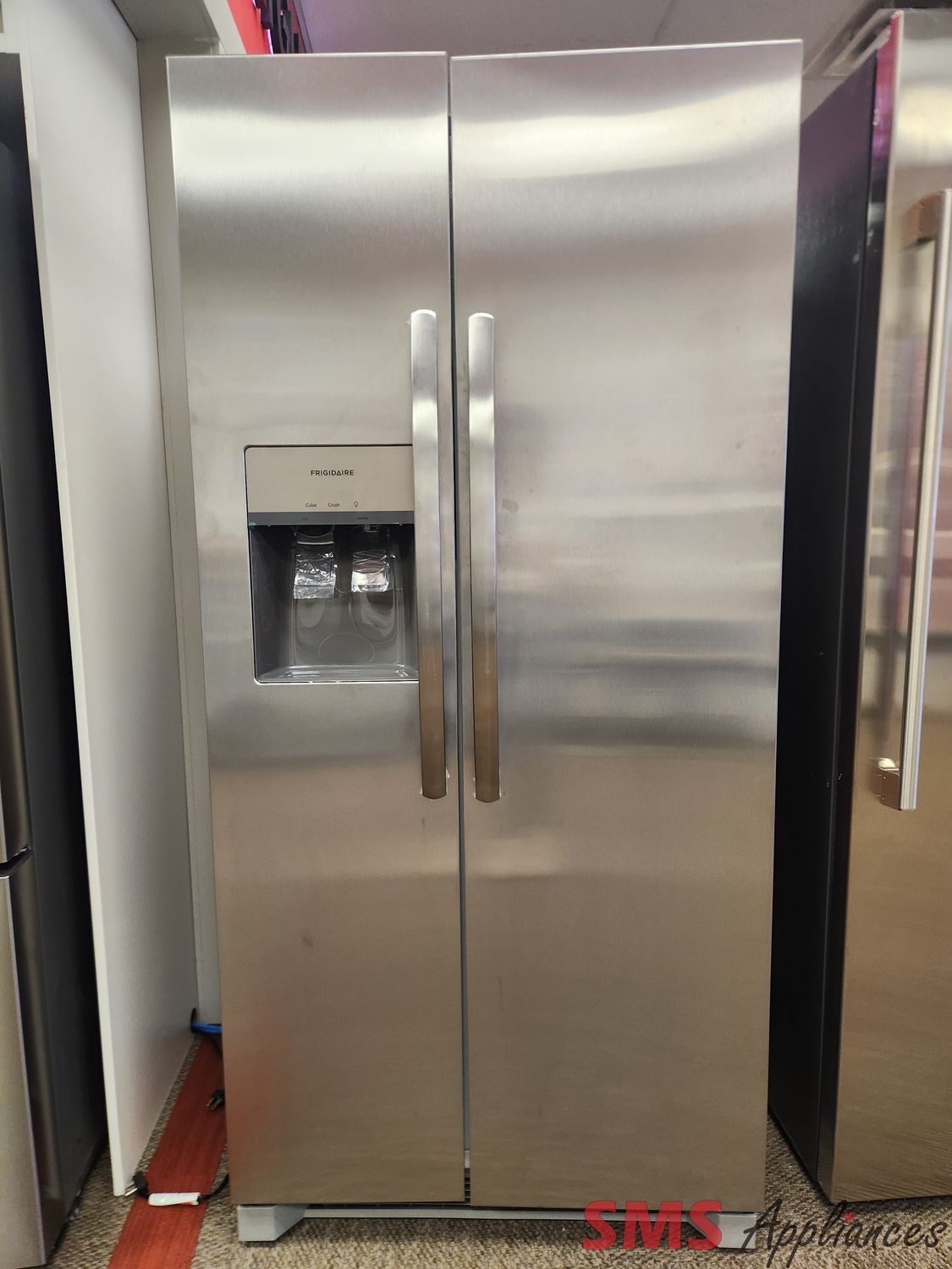 Open Box - Scratch & Dent Frigidaire 33