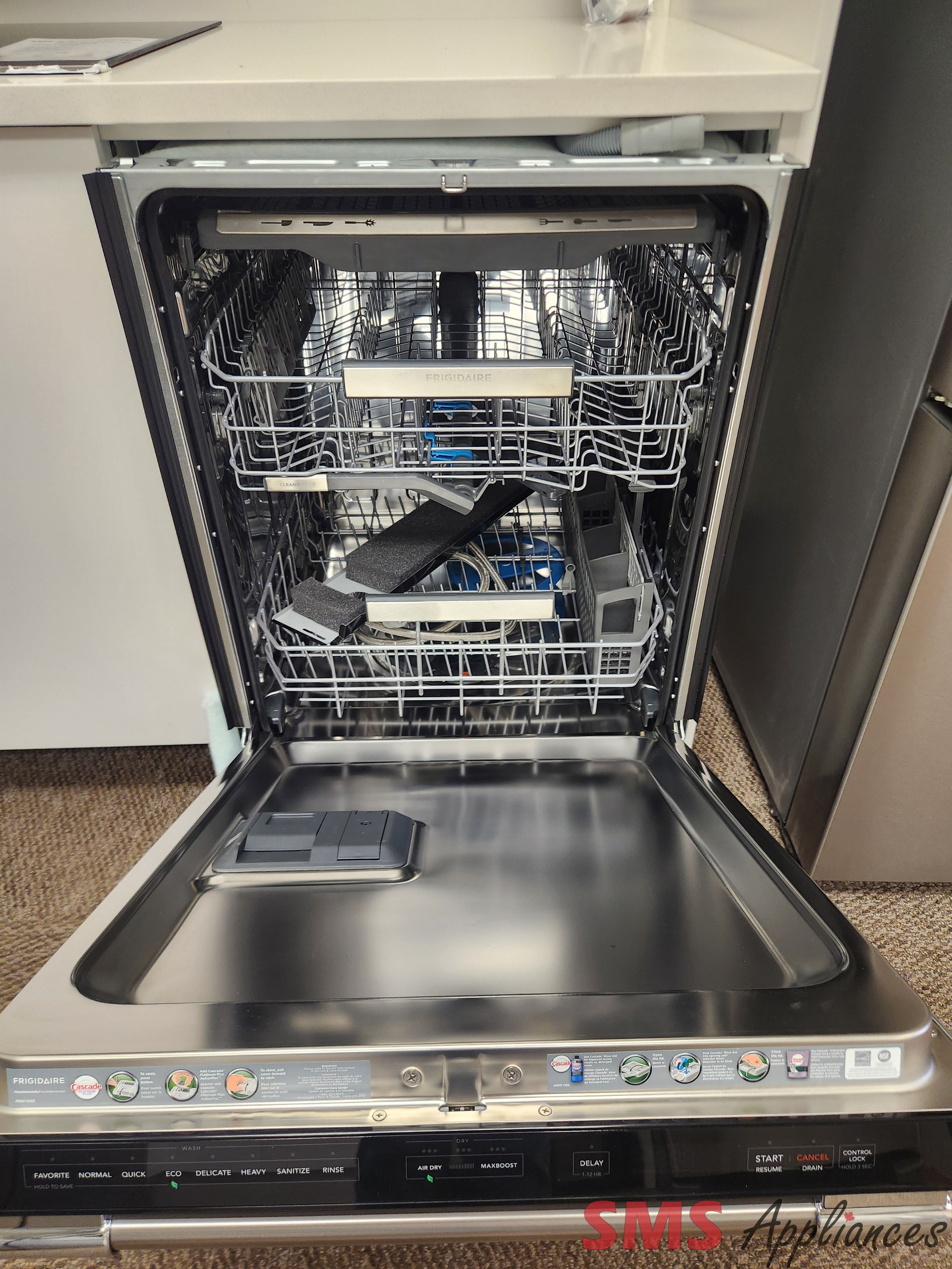 Open Box - Scratch & Dent Frigidaire 24