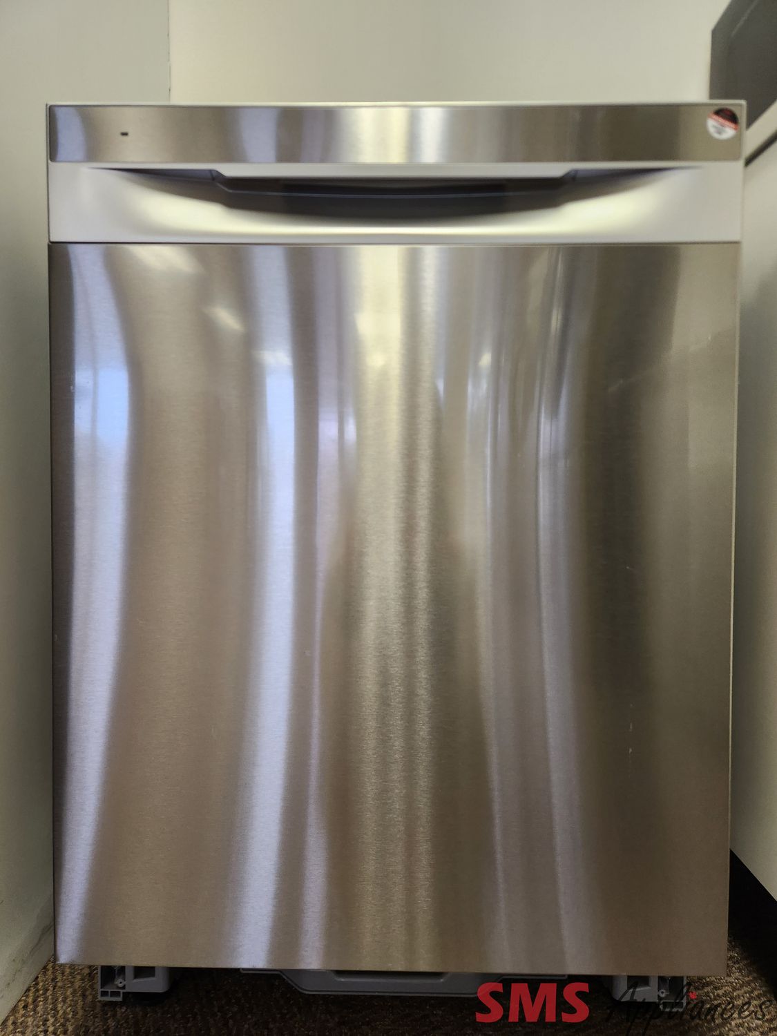 Open Box - Scratch & Dent Frigidaire 24