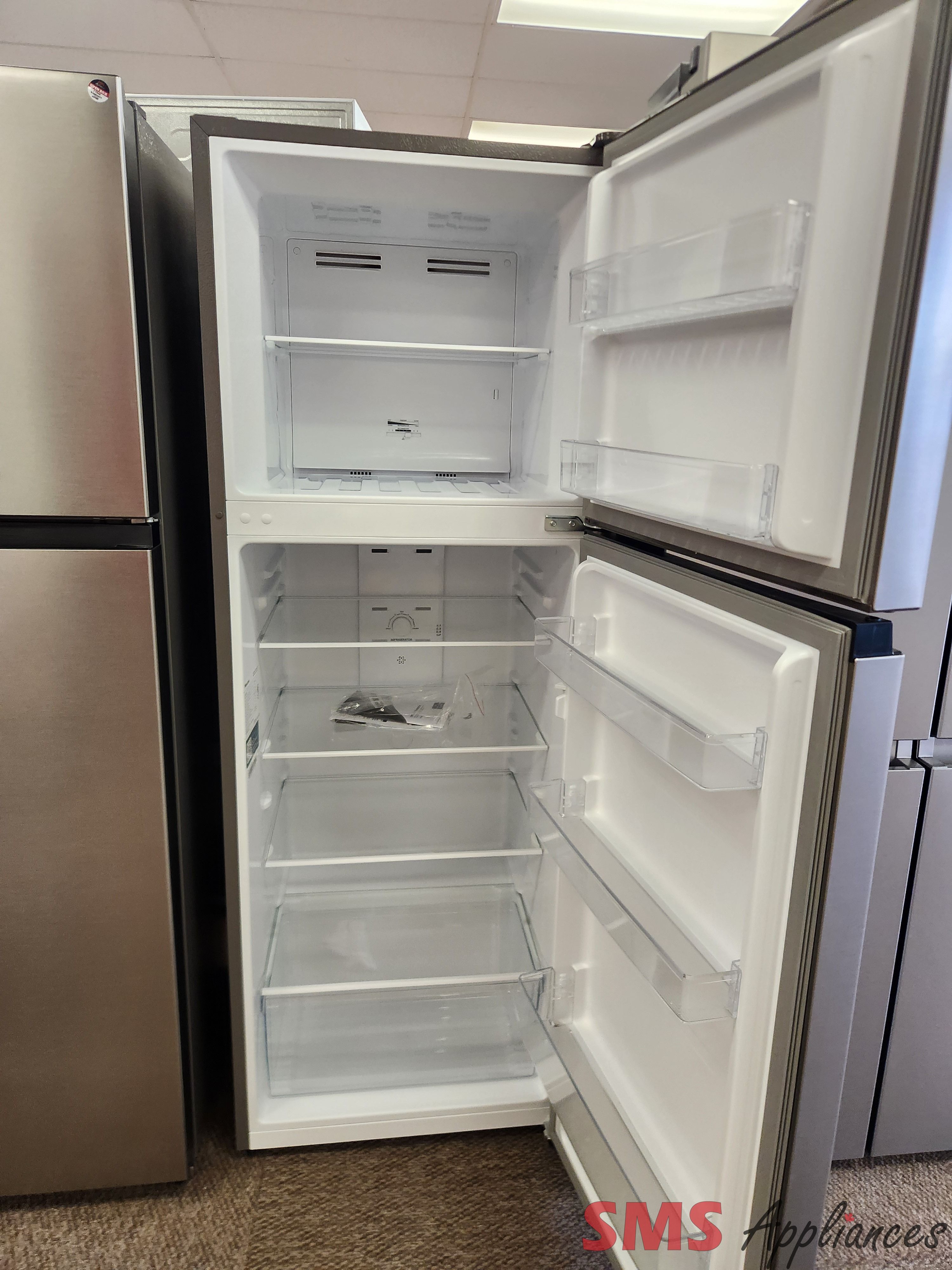 Open Box - Scratch & Dent Hisense 24