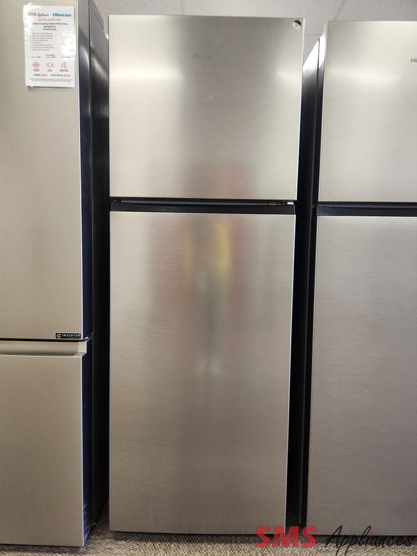 Open Box - Scratch & Dent Hisense 24 Open Box - Scratch & Dent Hisense 24" Top Mount Refrigerator RT12A2CSE