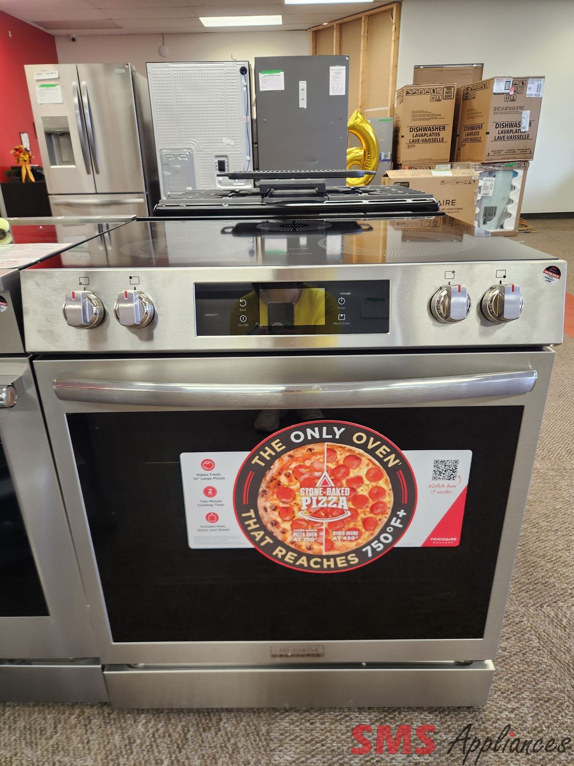 BRAND NEW Frigidaire Gallery Glass Top Stove with Stone-Baked Pizza GCFE307CBF