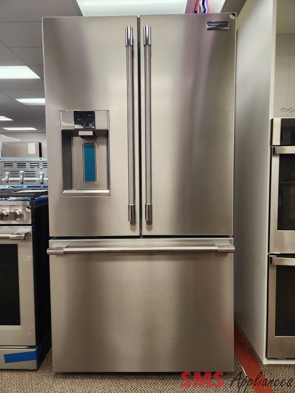 Open Box - Scratch & Dent Frigidaire Professional 36 Open Box - Scratch & Dent Frigidaire Professional 36" French Door Fridge PRFS2883AF