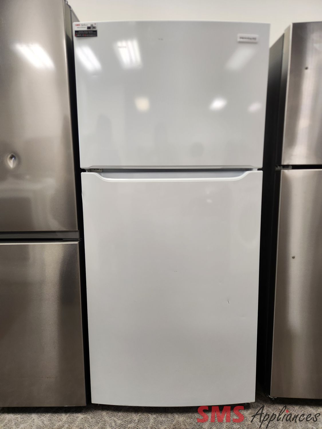 Frigidaire 30 Frigidaire 30" Top Mount Fridge FFTR1835VWC