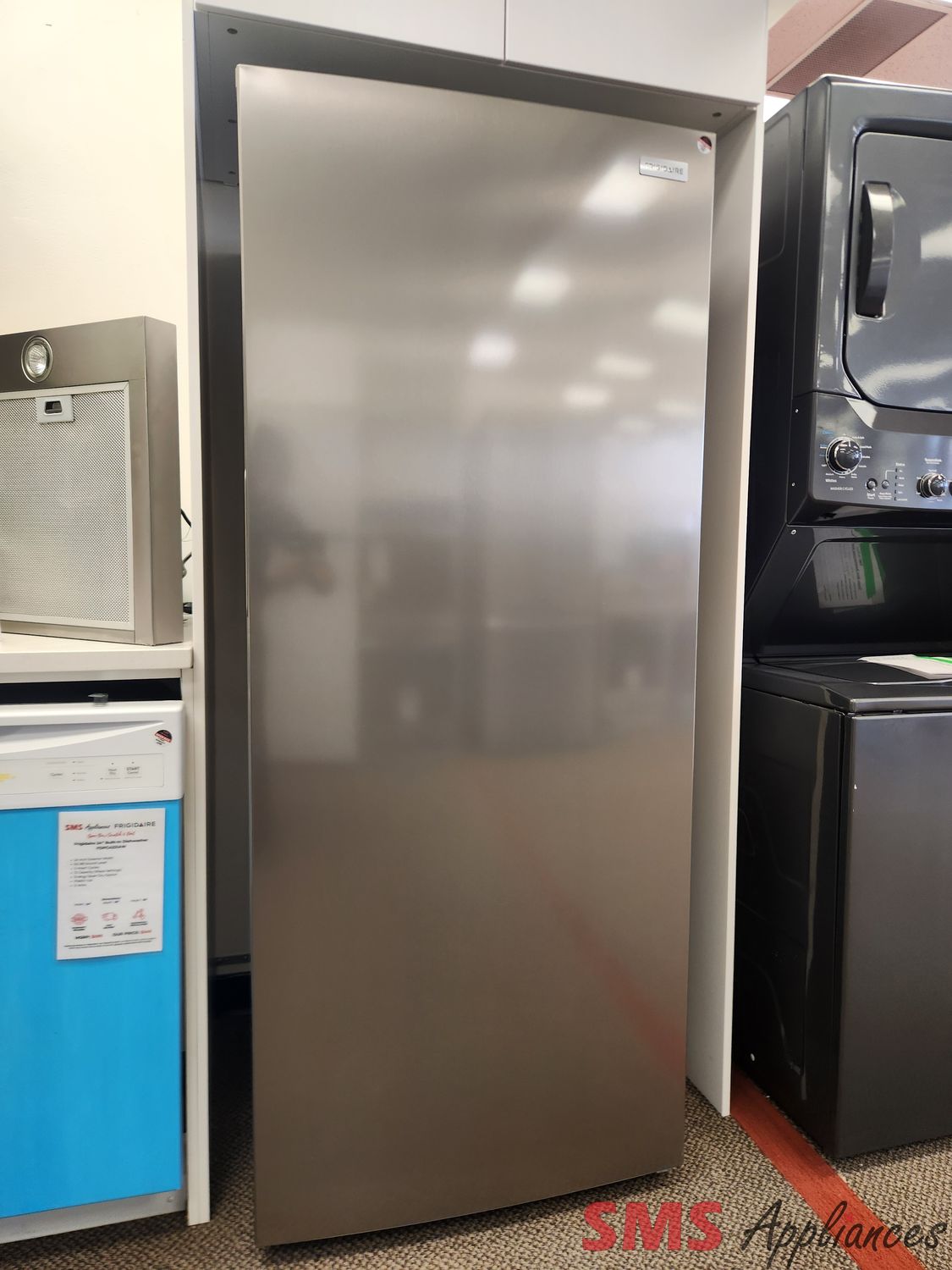 Open Box - Scratch & Dent Frigidaire Upright Freezer 16 cu.ft FFFU16F2VV Open Box - Scratch & Dent Frigidaire Upright Freezer 16 cu.ft FFFU16F2VV