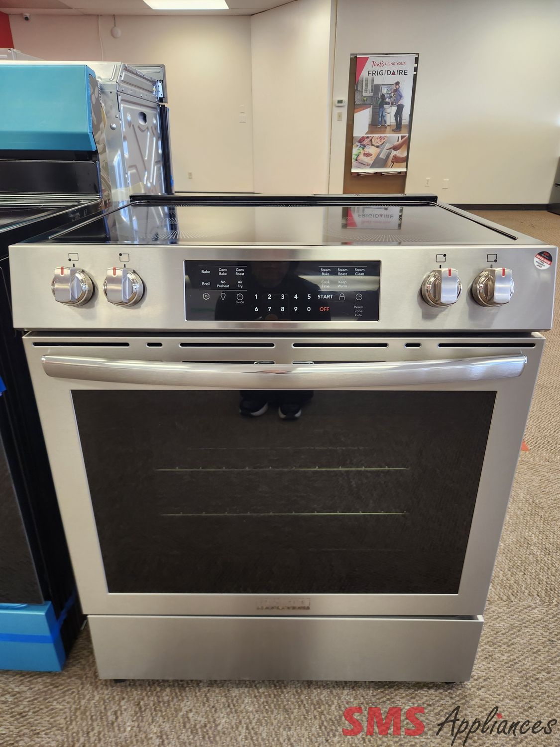 Open Box - Scratch & Dent Frigidaire Gallery Glass Top Stove GCFE305CBF Open Box - Scratch & Dent Frigidaire Gallery Glass Top Stove GCFE305CBF