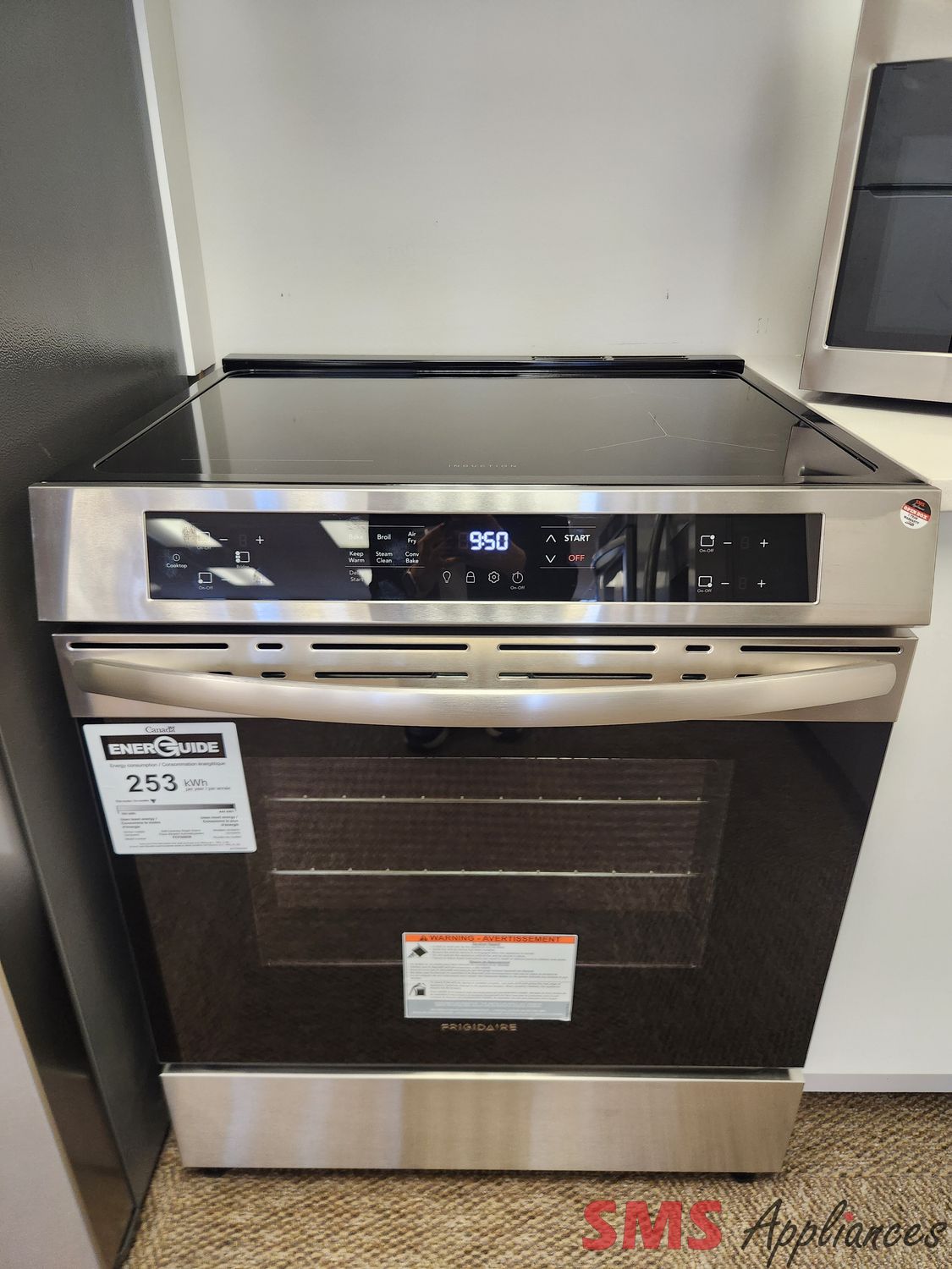 Open Box - Scratch & Dent Frigidaire Induction Glass Top Stove FCFI308CBS Open Box - Scratch & Dent Frigidaire Induction Glass Top Stove FCFI308CBS