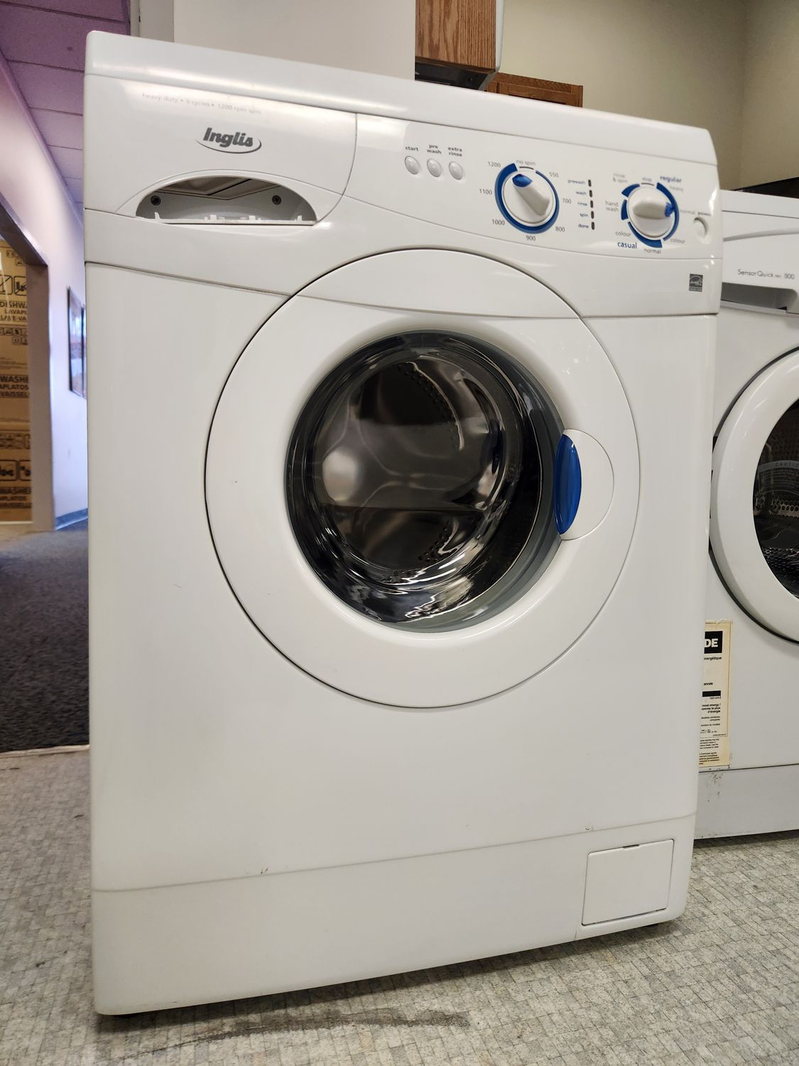 Inglis 24" Front Load Washer IFR42001
