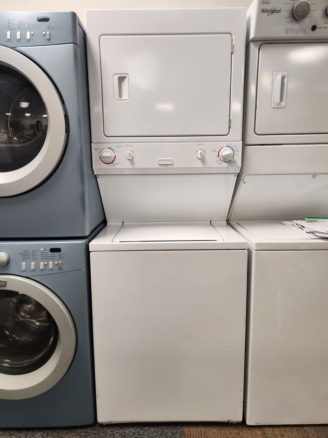 Frigidaire Laundry Center MEX731CAS