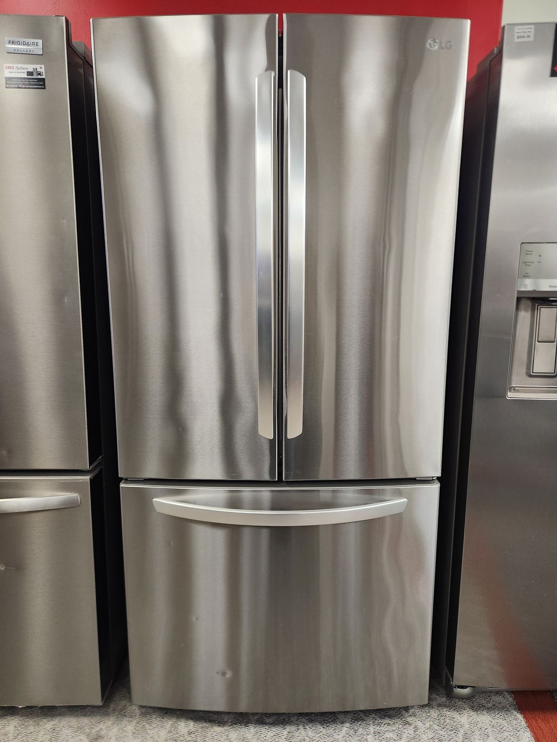 LG 33" French Door Fridge LRFCS2503S