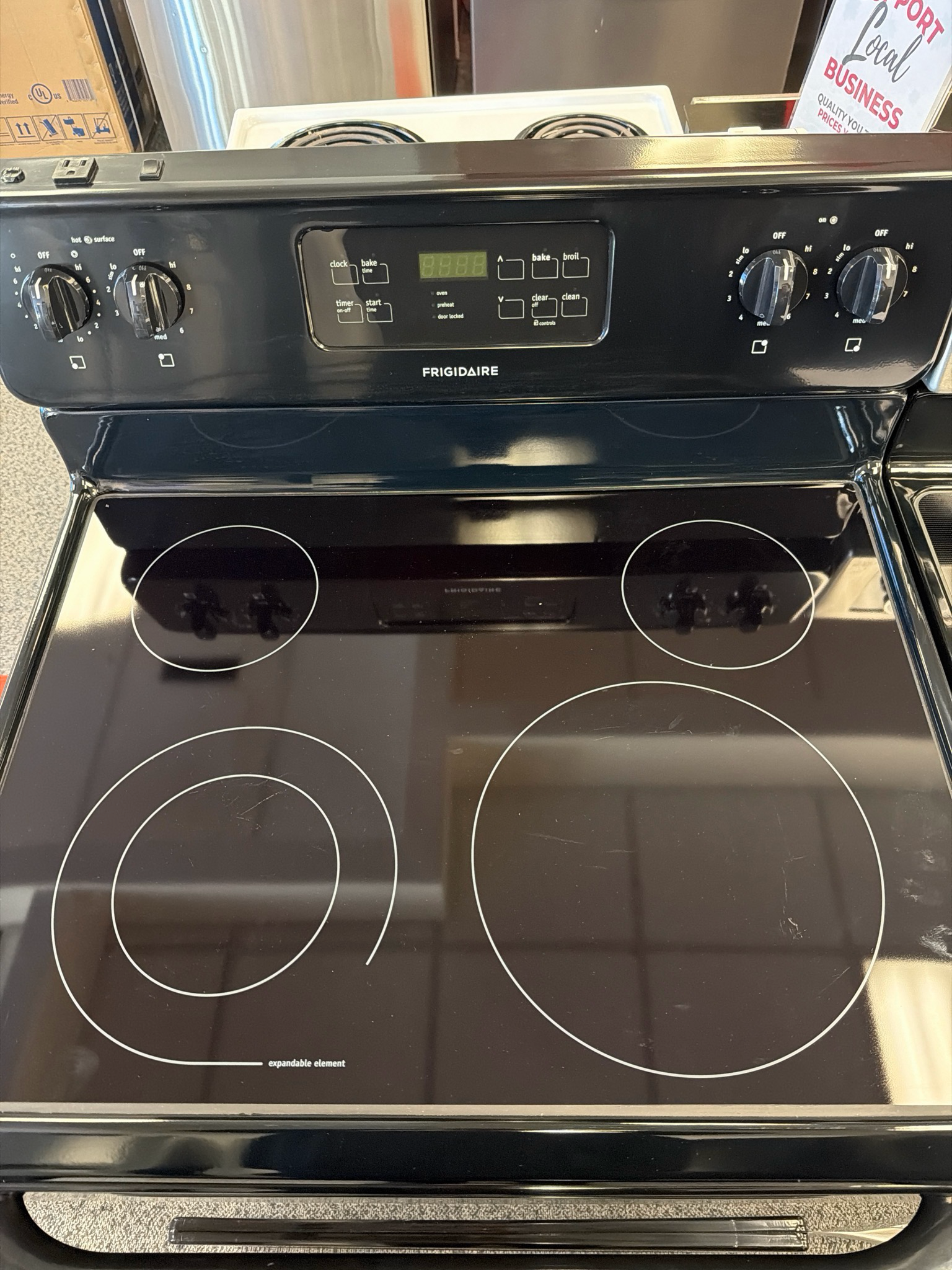 Frigidaire Glass Stove CFEF3078LBB