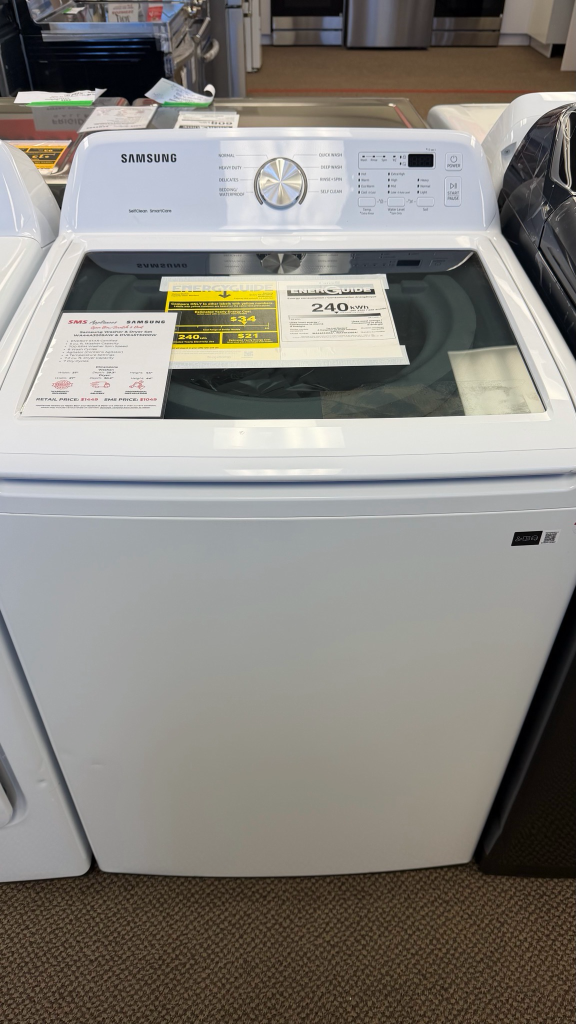 Open Box Samsung Washer-Dryer WA44A3205AW/DVE45T3200W