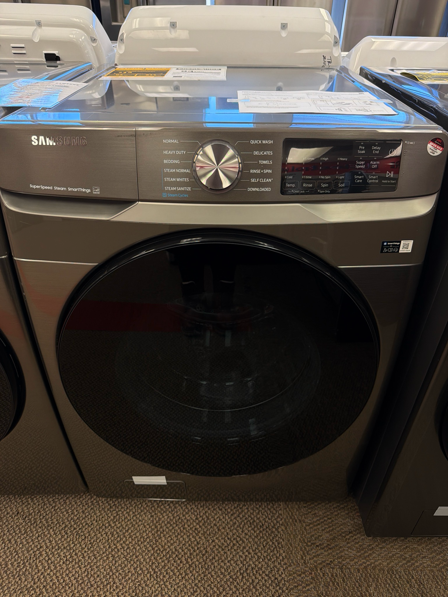 Open Box Samsung Washer-Dryer Set WF45B6300AP/DVE45B6305P