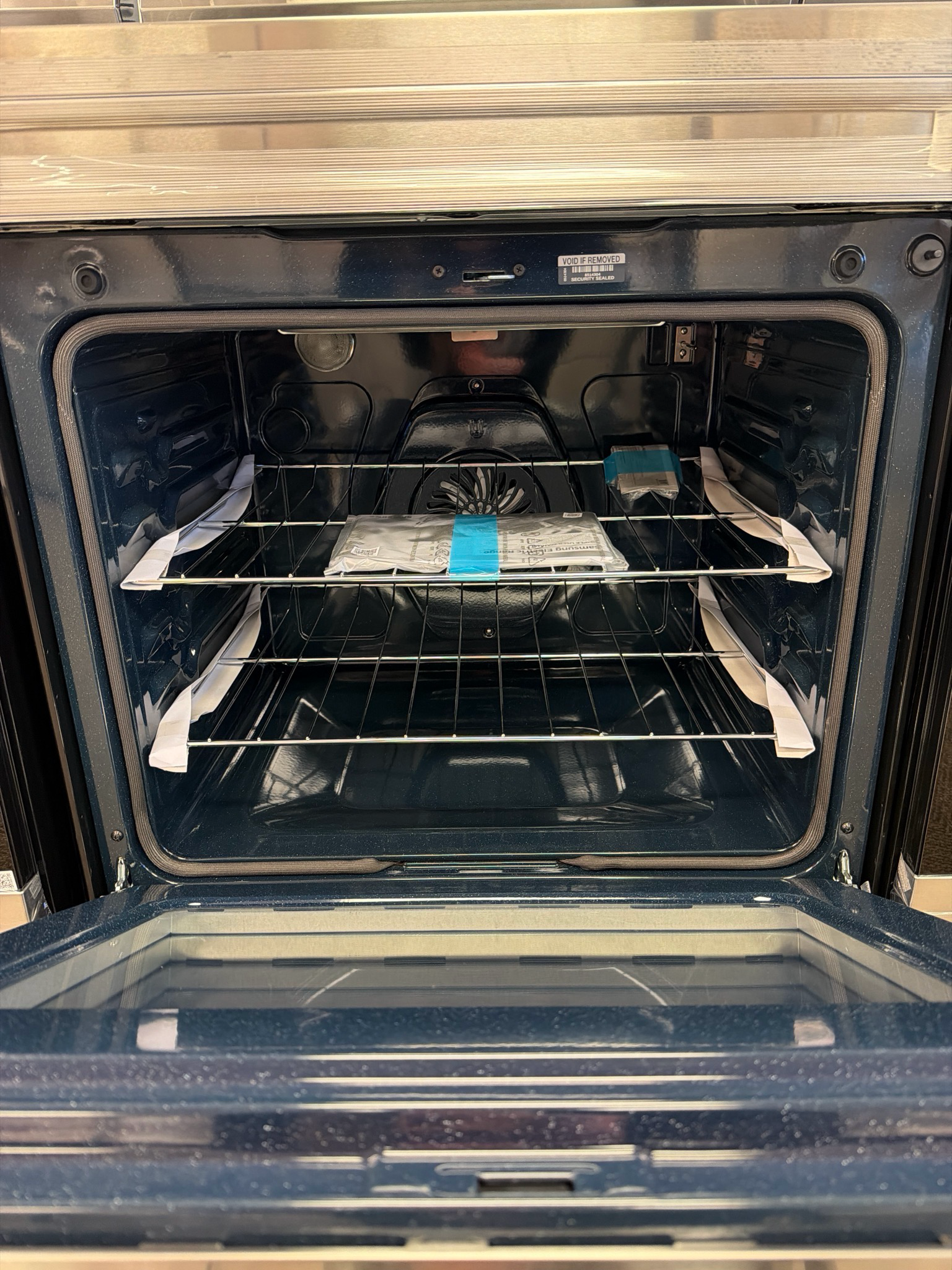 Open Box - Scratch & Dent Samsung Glass Top Stove NE63A6511SS/AC