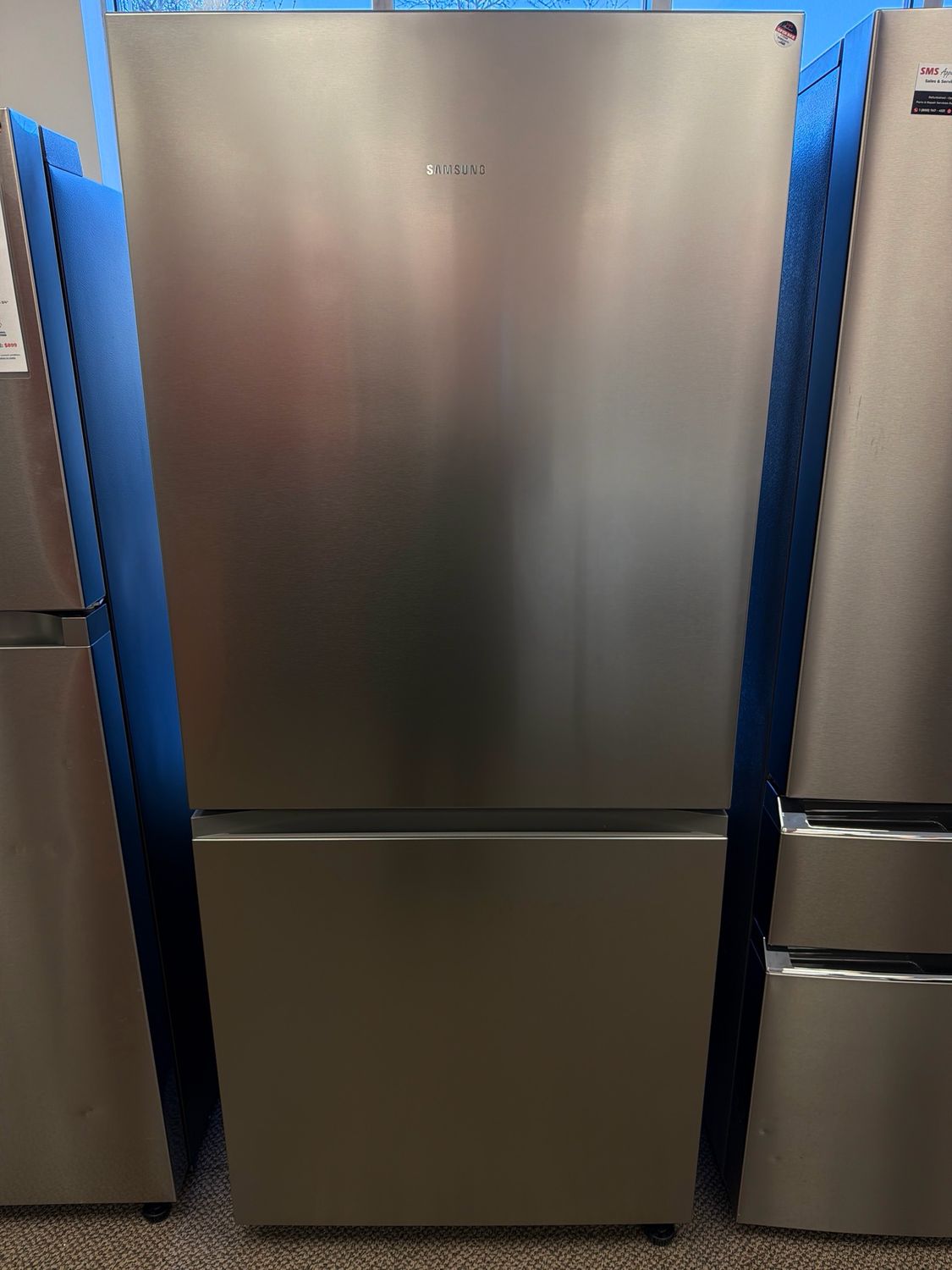 Open Box - Scratch & Dent Samsung 30" Bottom Mount Fridge RB16DG6000SL