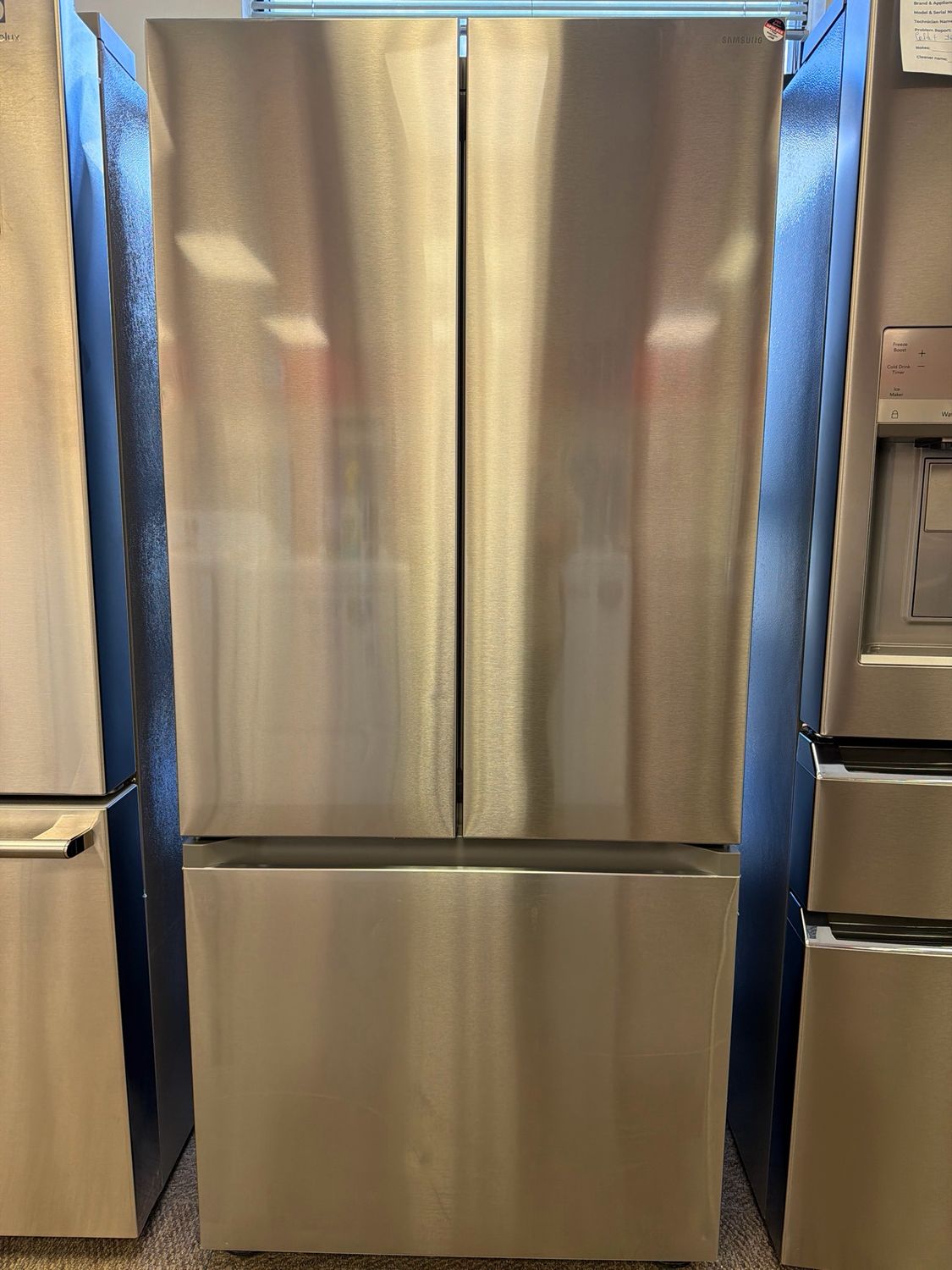Open Box Samsung French Door 30” Fridge RF22A4111SR/AA