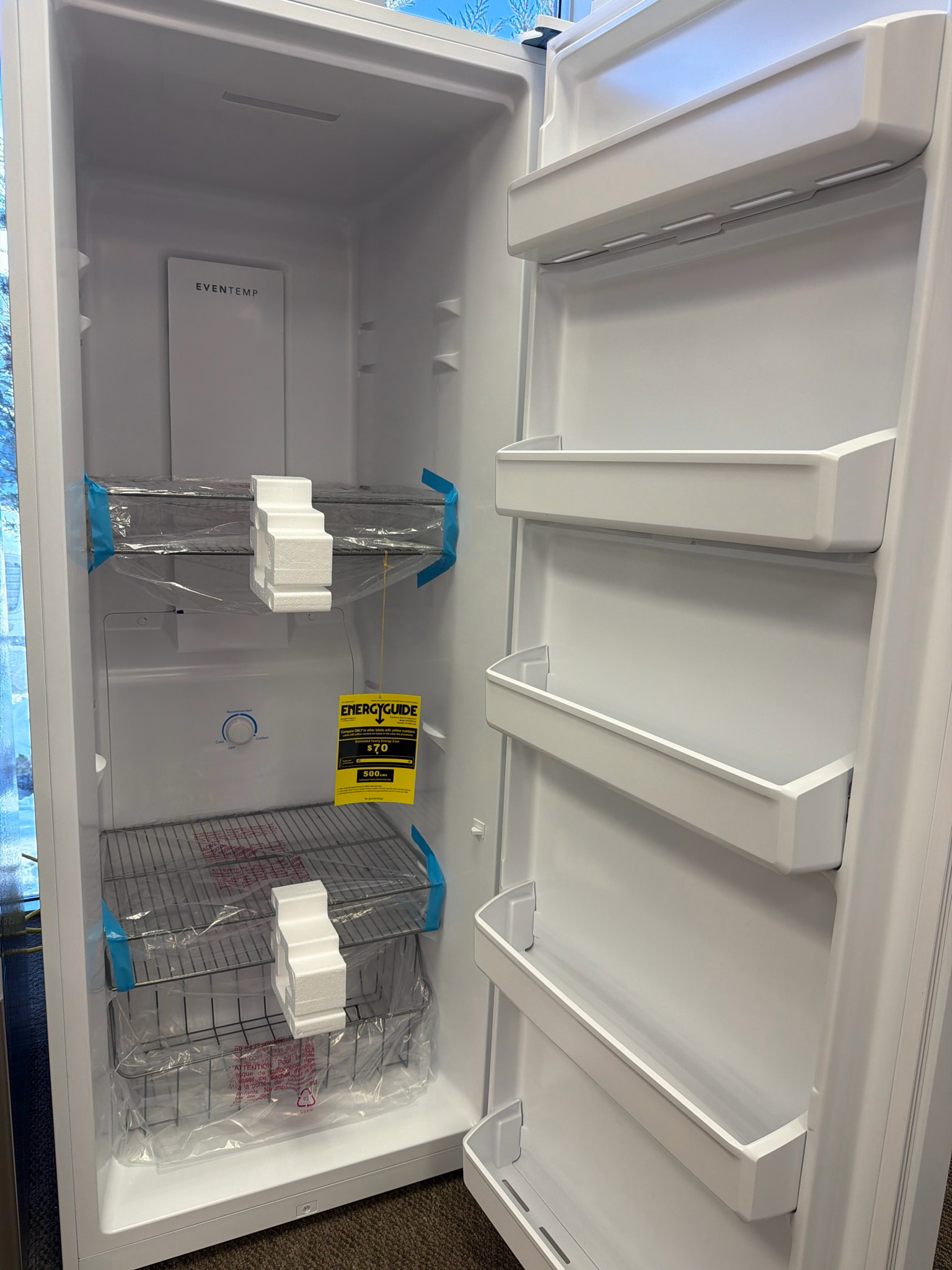 Open Box - Scratch & Dent Frigidaire Upright Freezer 18 cu.ft FFFU18F2VW