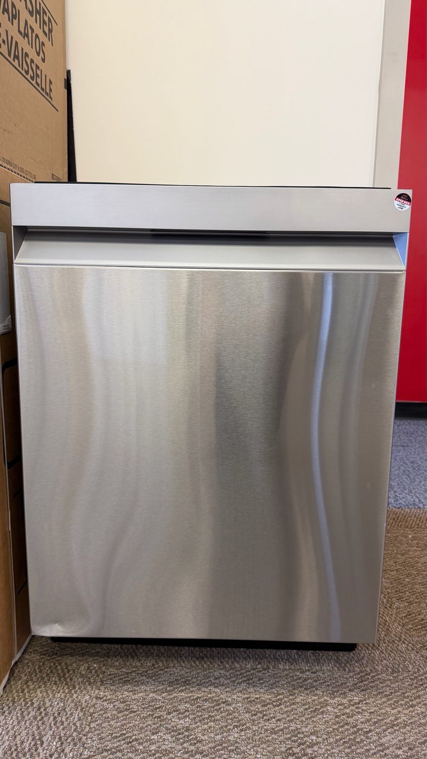 Open Box - Scratch & Dent Samsung Dishwasher 24" 45 dB DW80CG5420SRAA