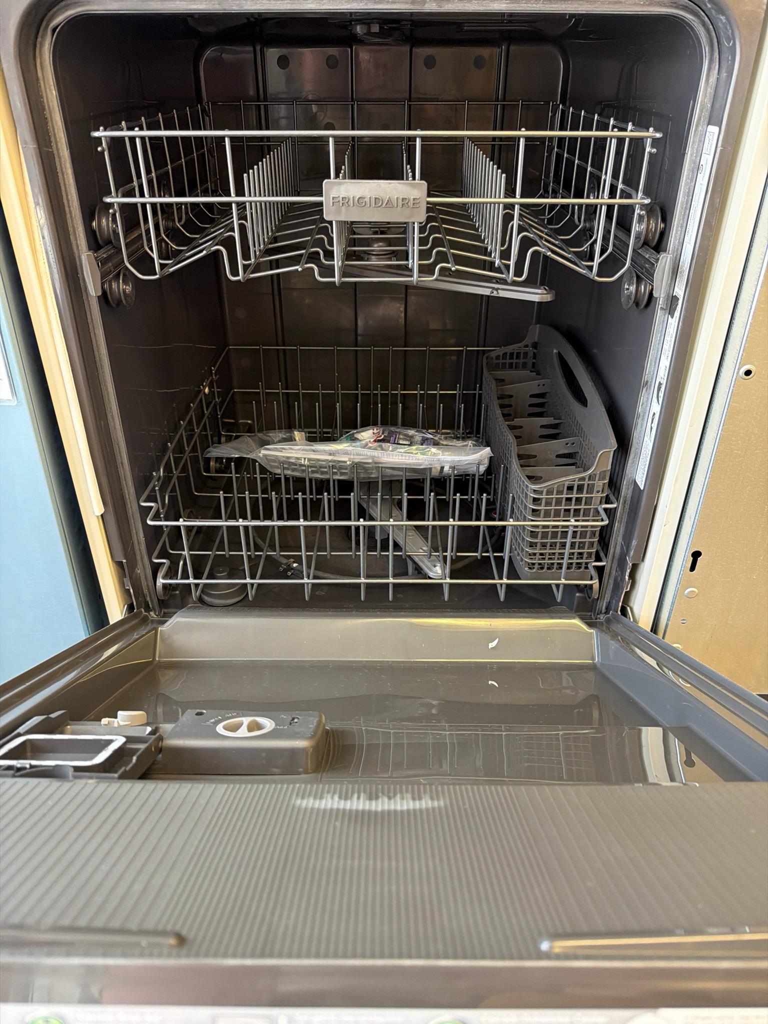 Open Box Frigidaire 24” Built - In Dishwasher FDPC4314AS