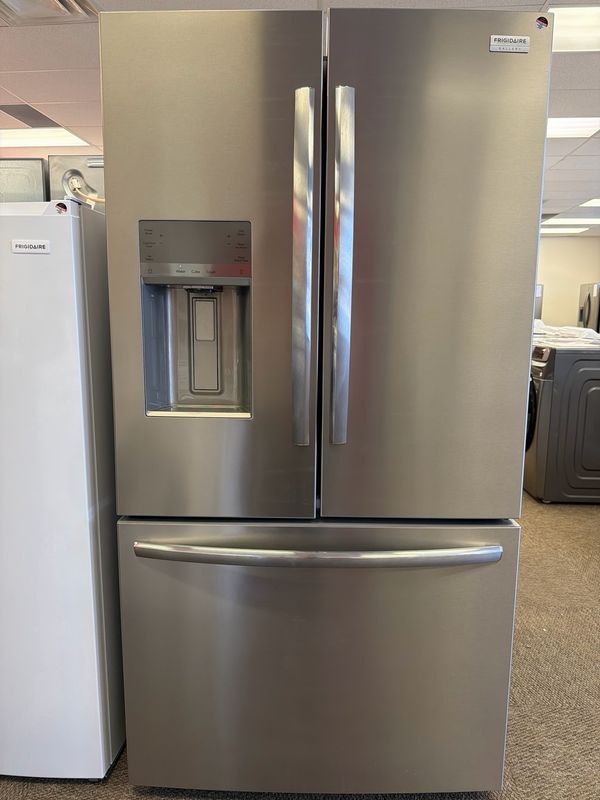 Open Box - Scratch & Dent Frigidaire Gallery 36 Open Box - Scratch & Dent Frigidaire Gallery 36" French Door Fridge GRFS2853AF