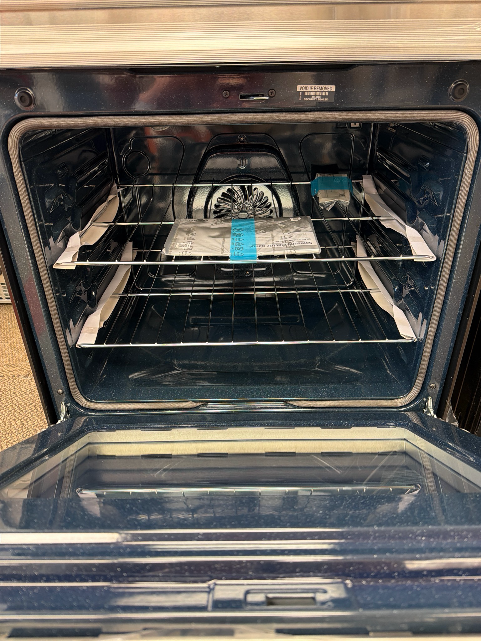 Open Box - Scratch & Dent Samsung Glass Top Stove NE63A6511SS/AC