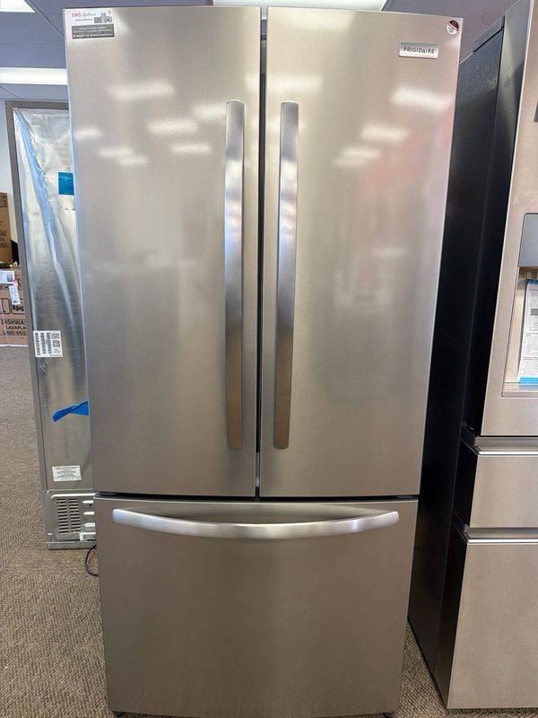 Open Box - Scratch & Dent Frigidaire 32 Open Box - Scratch & Dent Frigidaire 32" French Door Fridge FRFG1813AV