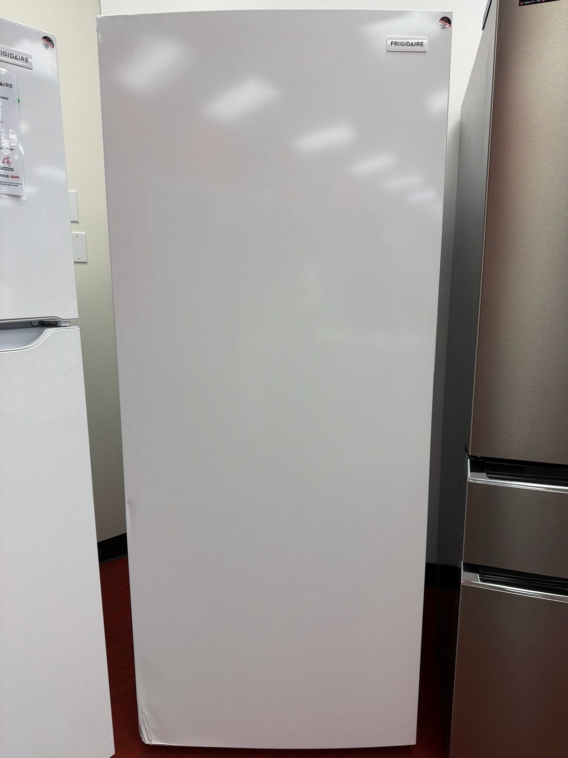Open Box Frigidaire Upright Freezer FFFU13F2VW Open Box Frigidaire Upright Freezer FFFU13F2VW