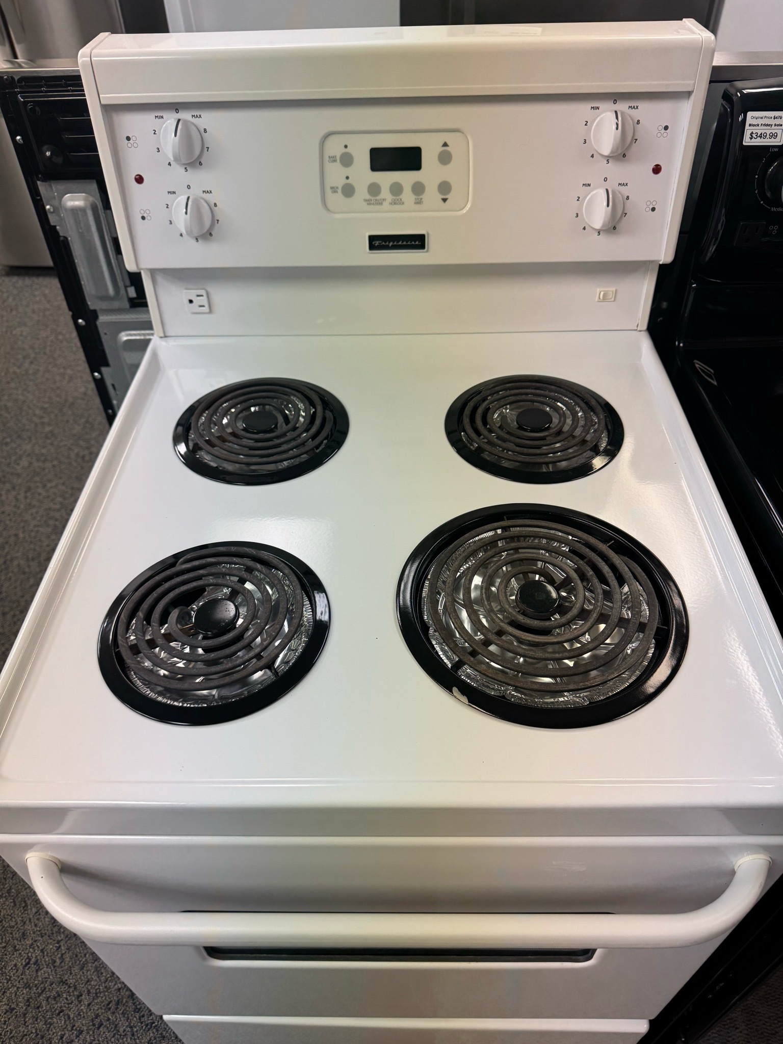 Frigidaire 24” Coil Top Stove CMEF272ES