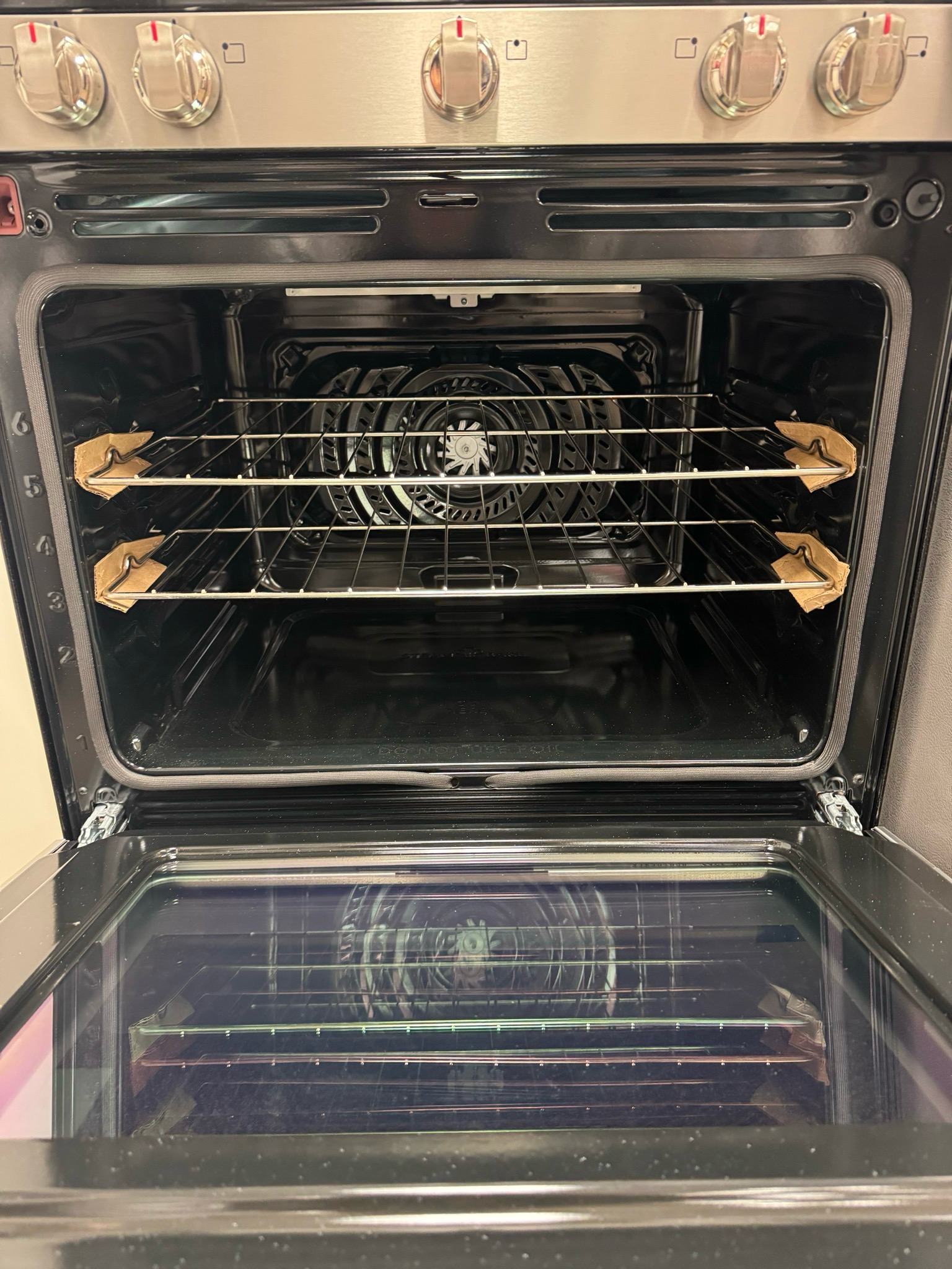 Open Box - Scratch & Dent Frigidaire Gallery Glass Top Stove GCRE306CBF