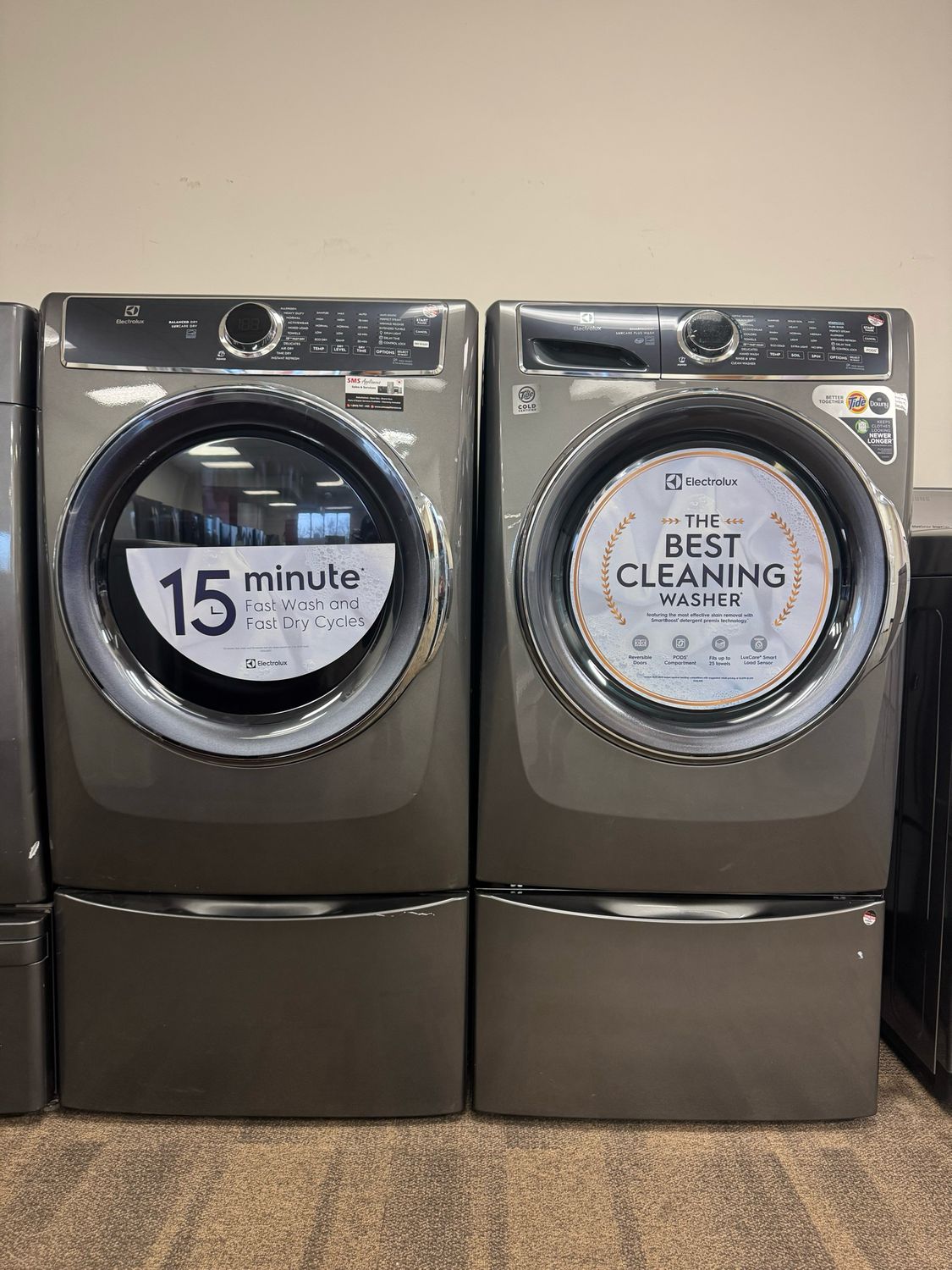 Open Box - Scratch & Dent Electrolux Washer & Dryer Set with Pedestals ELW7637AT/ELFE763CAT