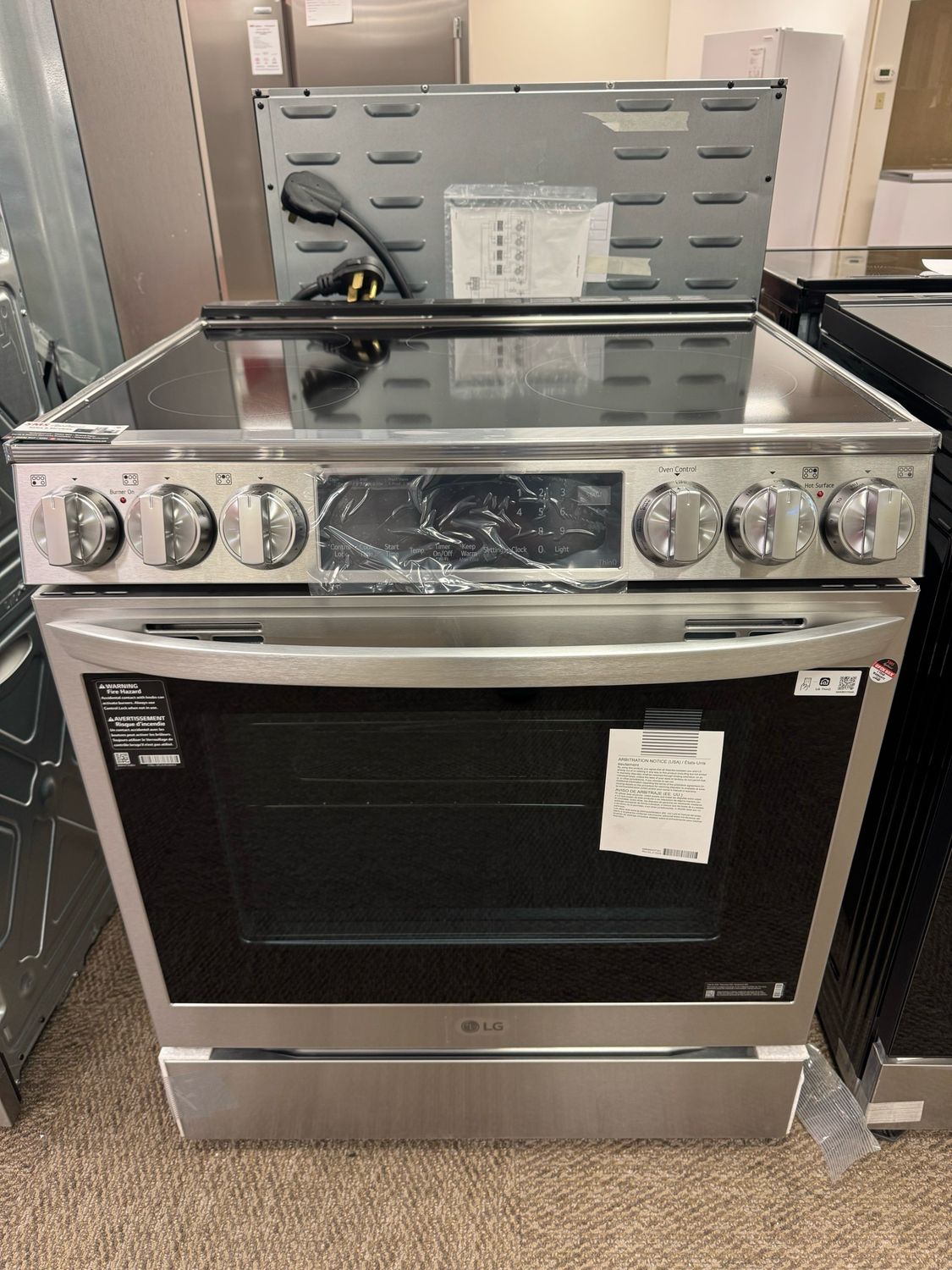 Open Box - Scratch & Dent LG Induction Top Stove LSIL6336F