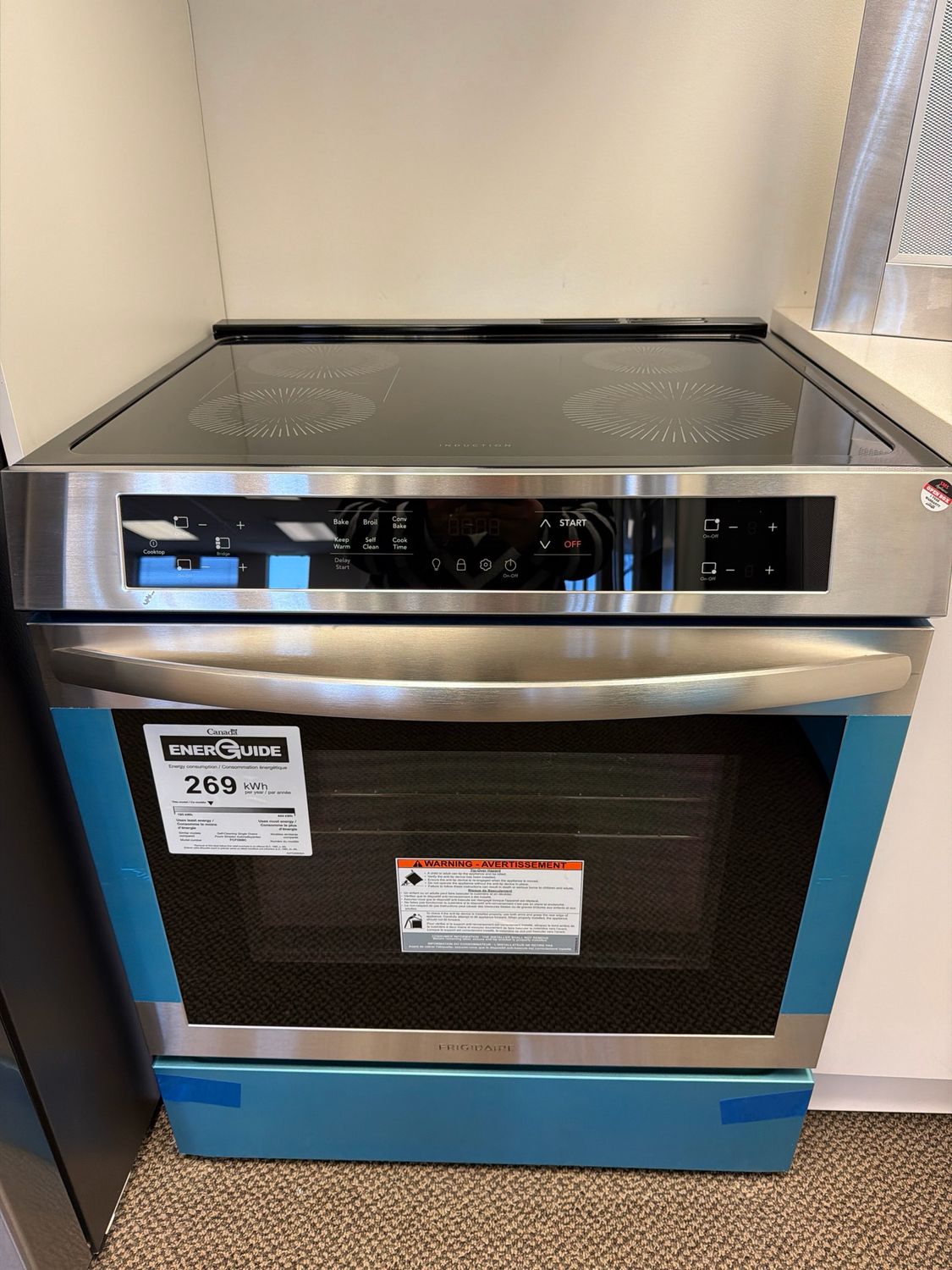 Open Box - Scratch & Dent Frigidaire Induction Glass Top Stove FCFI308C