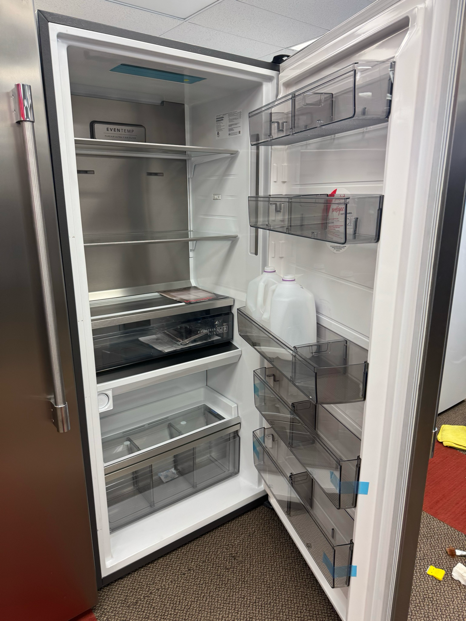 Open Box - Scratch & Dent Upright Freezer &  BRAND NEW (Floor Model) Fridge Set FPGU19F8WF