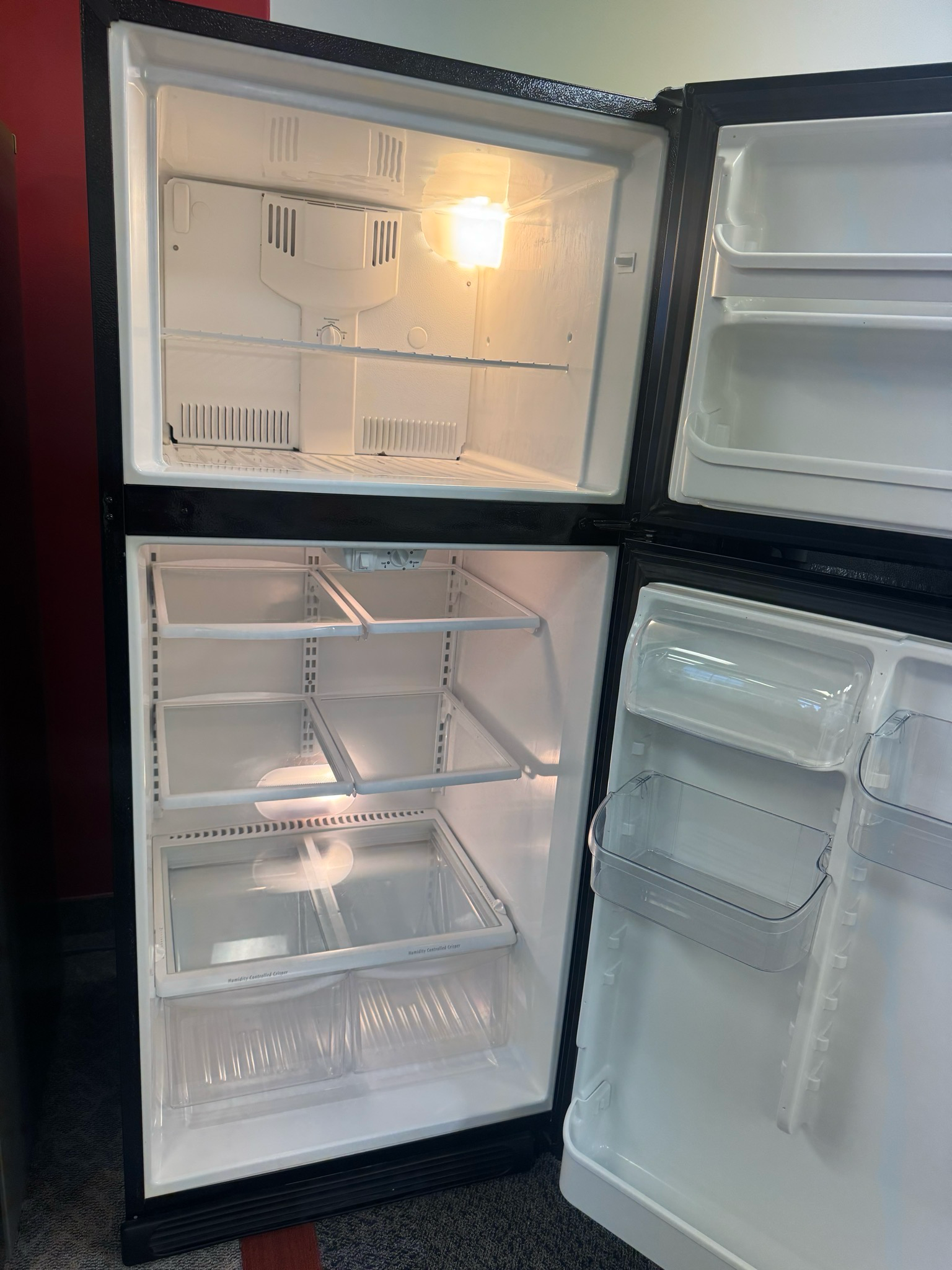 Frigidaire 30” Top Mount Fridge GLRT217TDBC