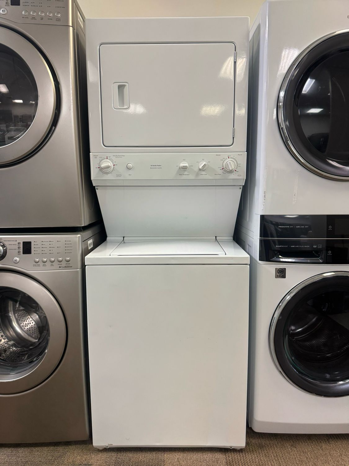 Frigidaire Laundry Centre MSW27THCWWW Frigidaire Laundry Centre MSW27THCWWW