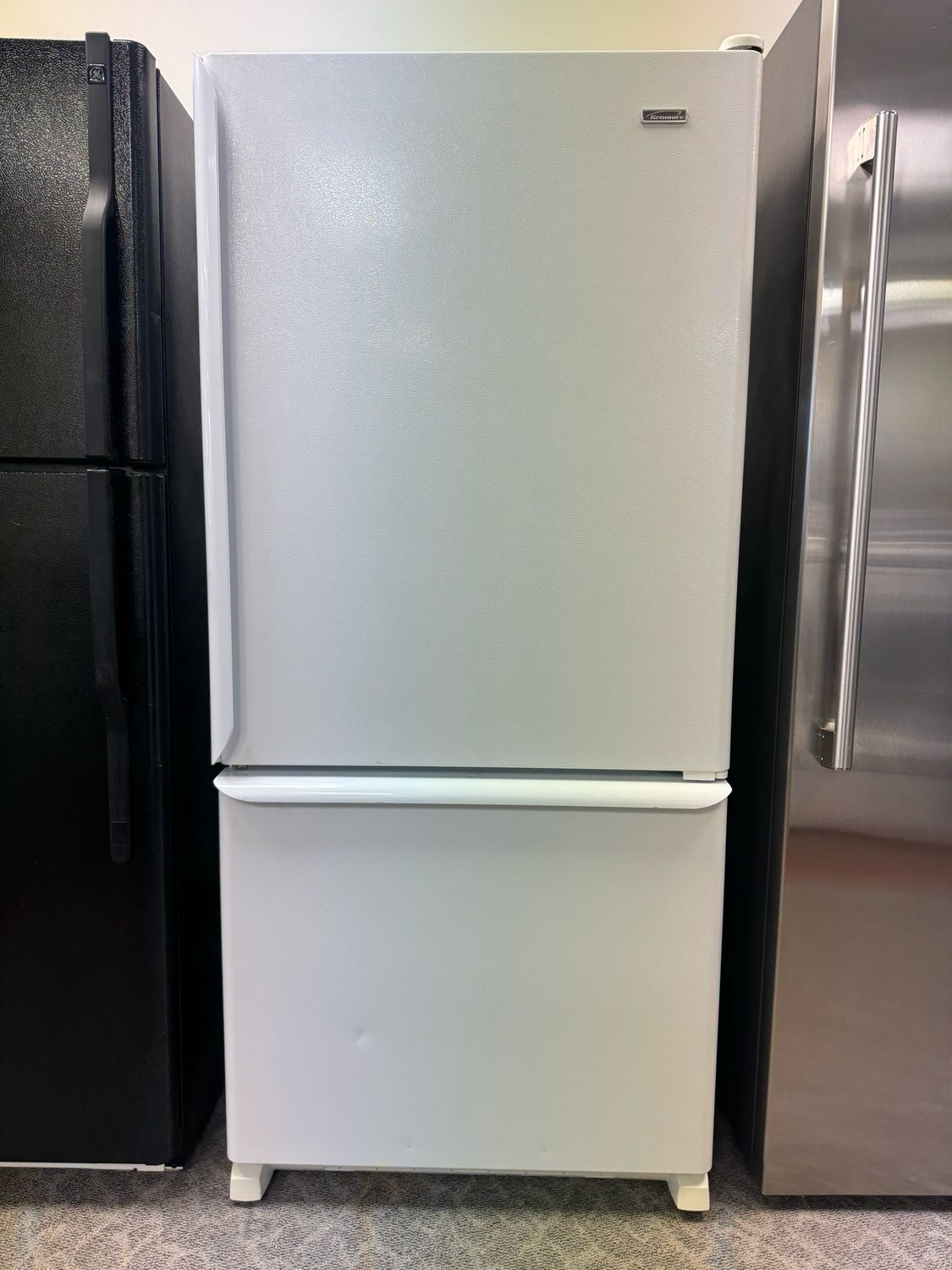 Kenmore 30” Bottom Mount Fridge 596.67952601 Kenmore 30” Bottom Mount Fridge 596.67952601