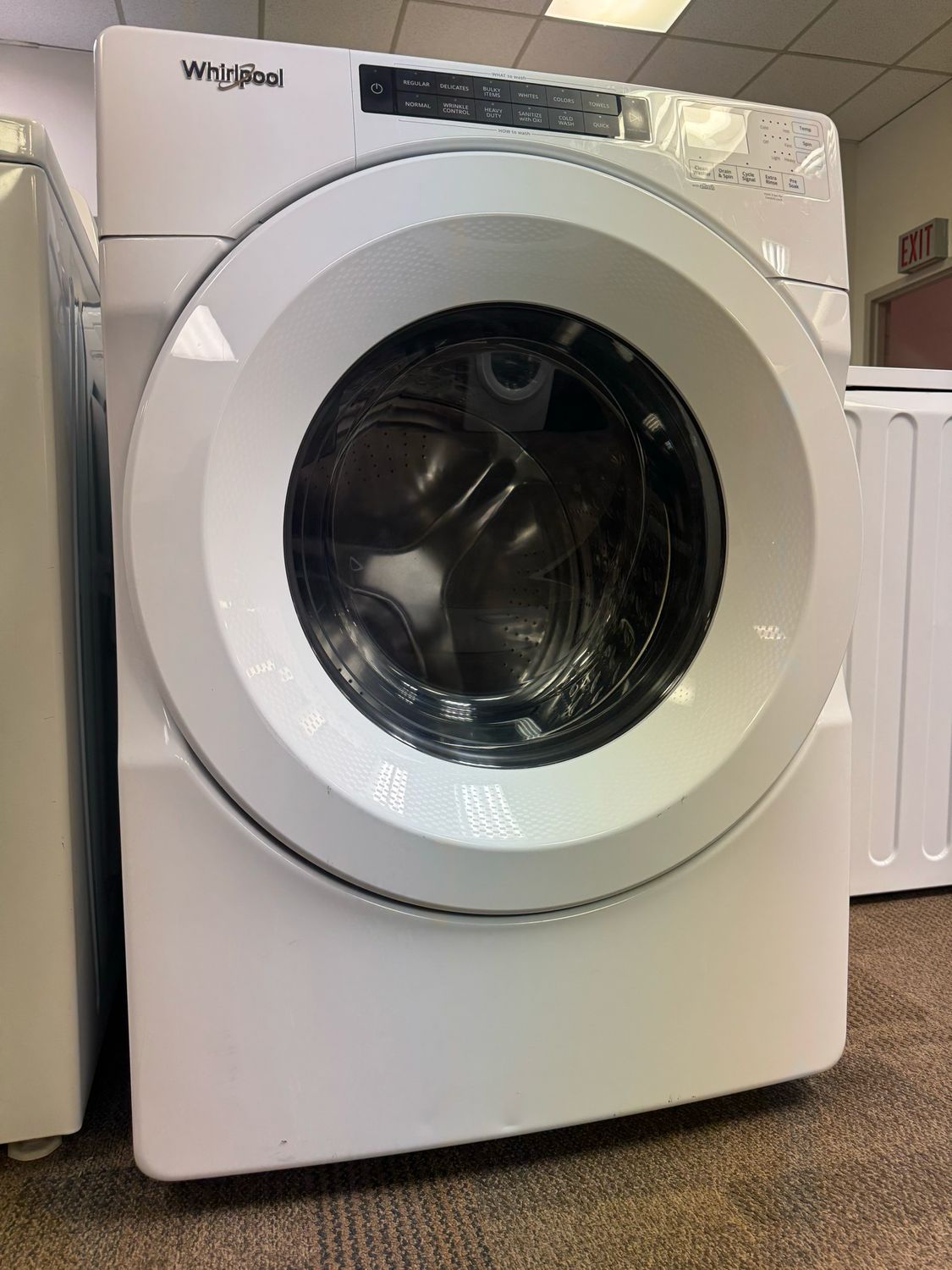 Whirlpool Front Load Washer WFW560CHW