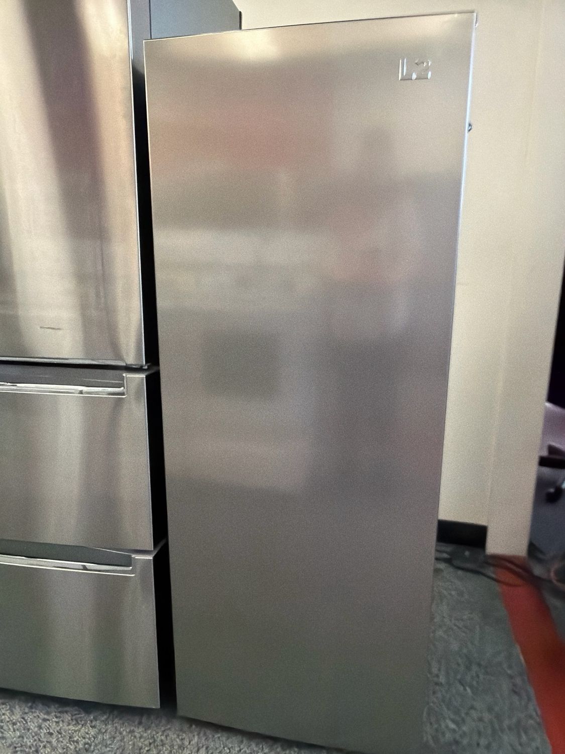 Refurbished 21” L2 Freezer