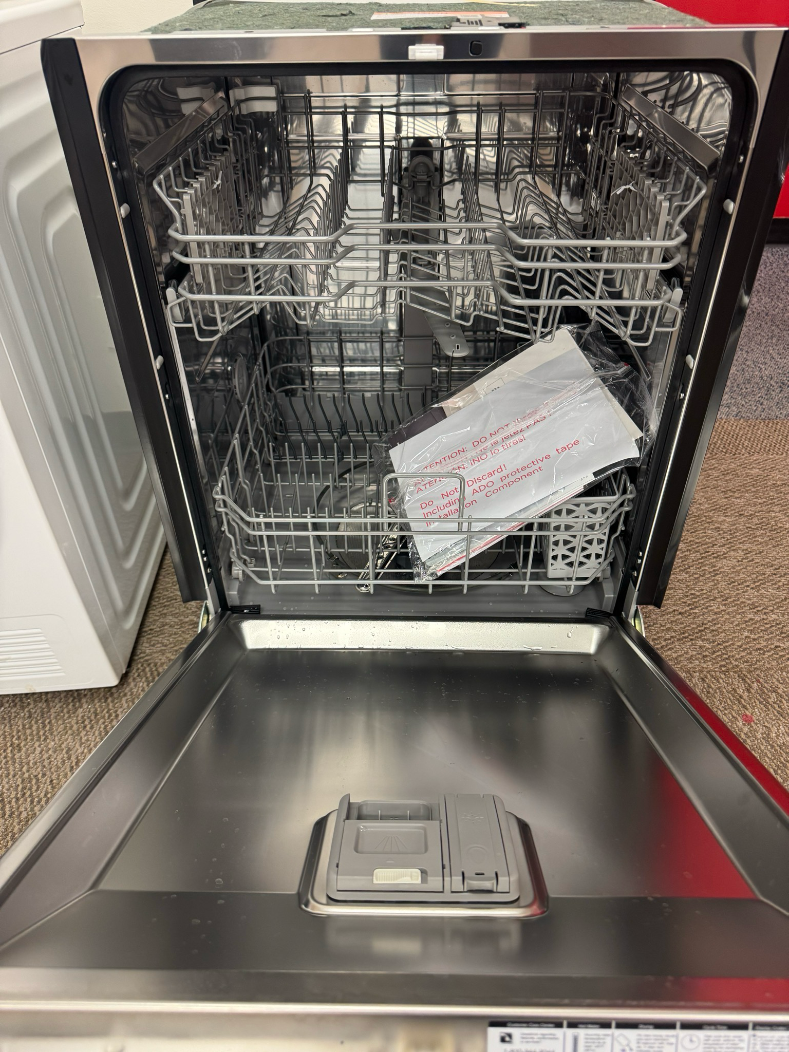 Open Box - Scratch & Dent Frigidaire 24” 49 db Dishwasher FDHP4336AS