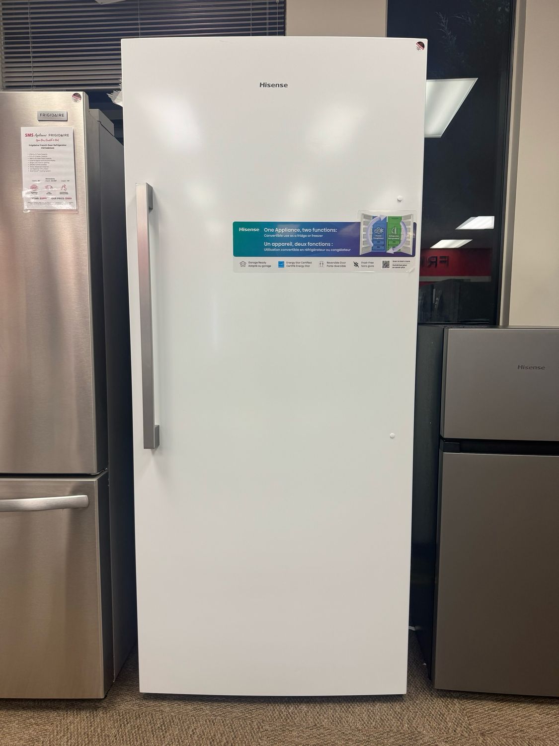 Open Box - Scratch & Dent Hisense Convertible Upright Fridge or Freezer 21 cu.ft FV21C7HWE