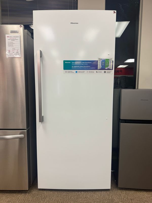 Open Box - Scratch & Dent Hisense Convertible Upright Fridge or Freezer 21 cu.ft FV21C7HWE